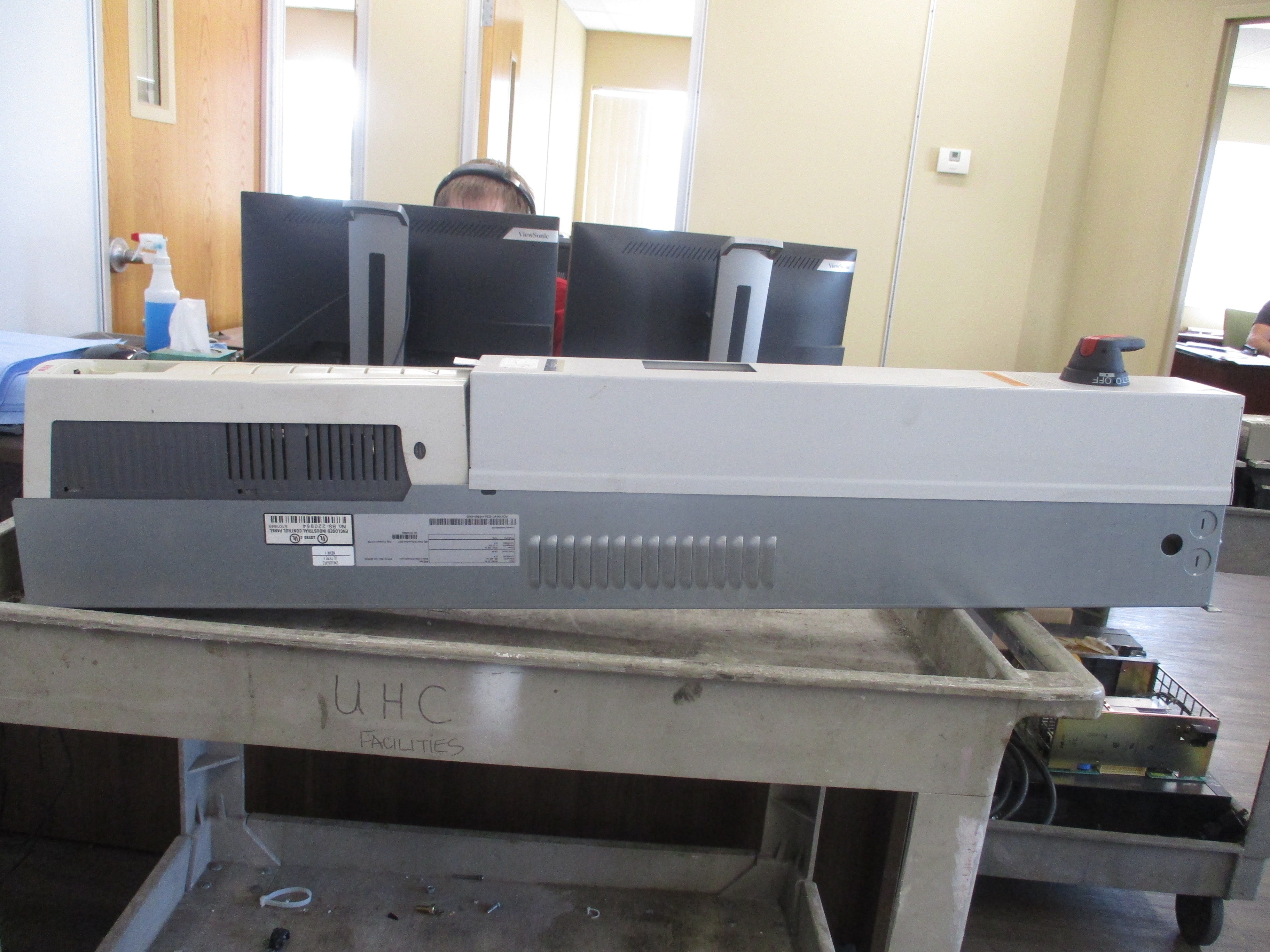 ABB ACH550 AC Drive W/Bypass ACH550-VC-023A-4+K465 15HP 3Ph Input: 3PH 48-63Hz 3