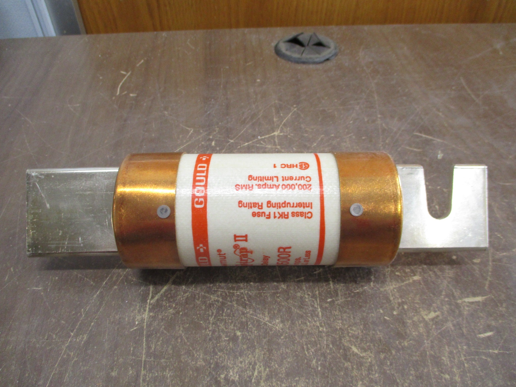 Gould Shawmut Amp-Trap II Fuse A2D500R 500A 250V New Surplus