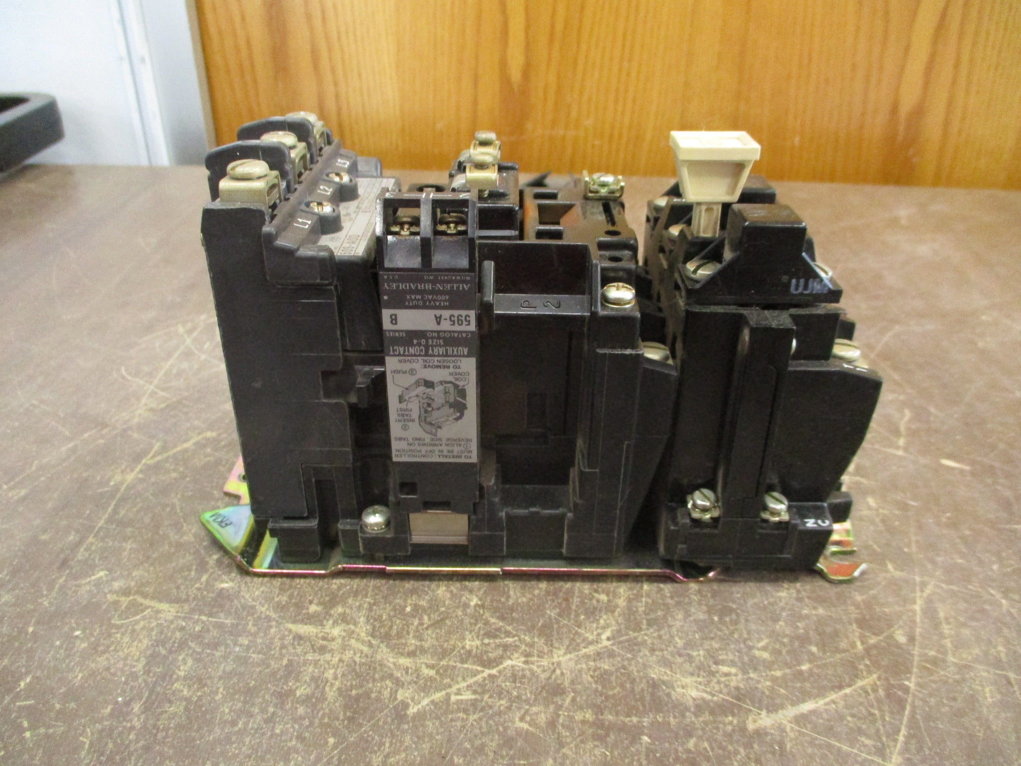 Allen-Bradley Starter 509-AOD 115-120V Coil Size 0 600V w/ (1) Aux Contact Used
