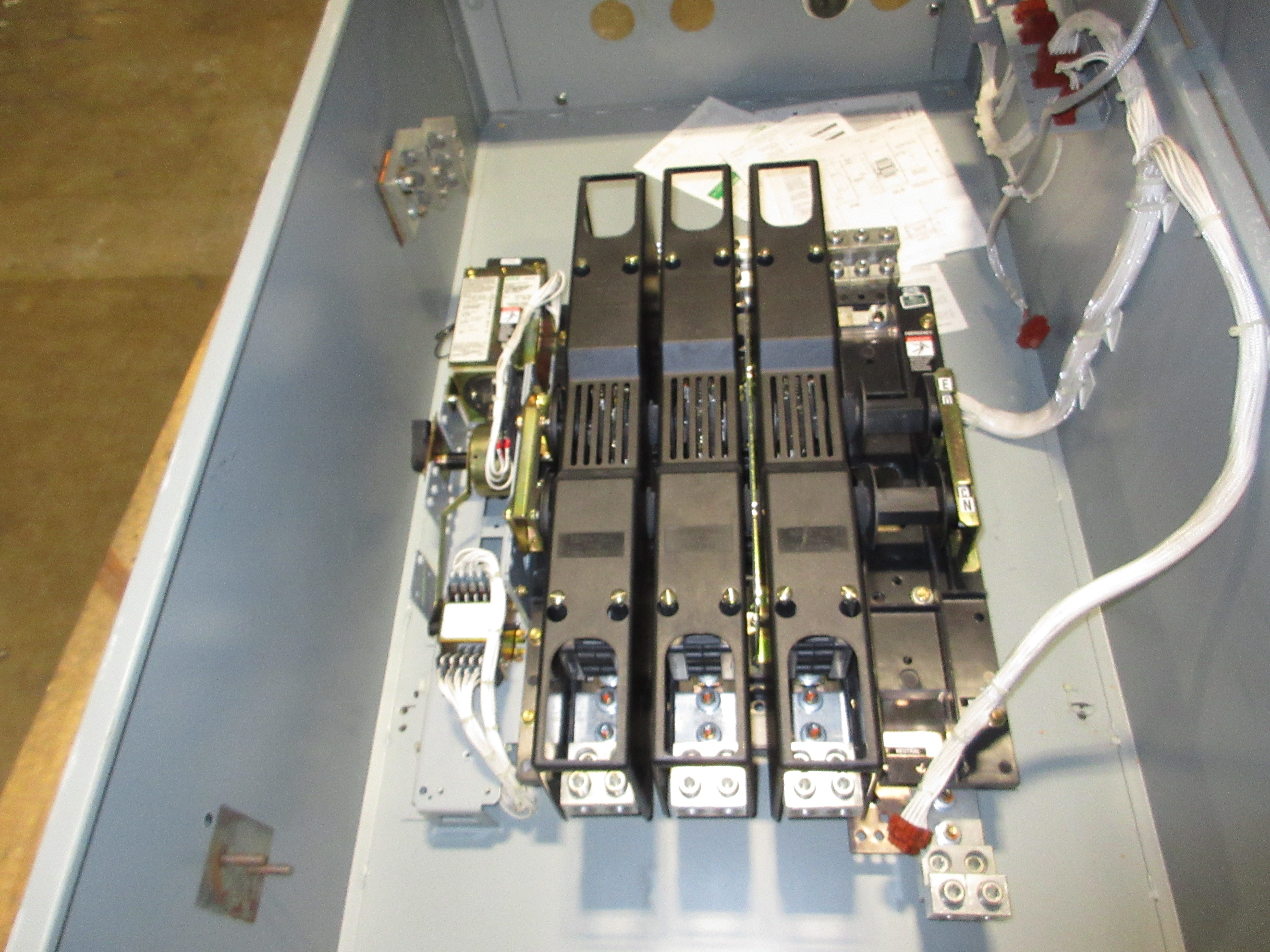 Asco 7000 Series Automatic Transfer Switch H07ATSA30800C50C 800A 208V 60Hz 3Ph