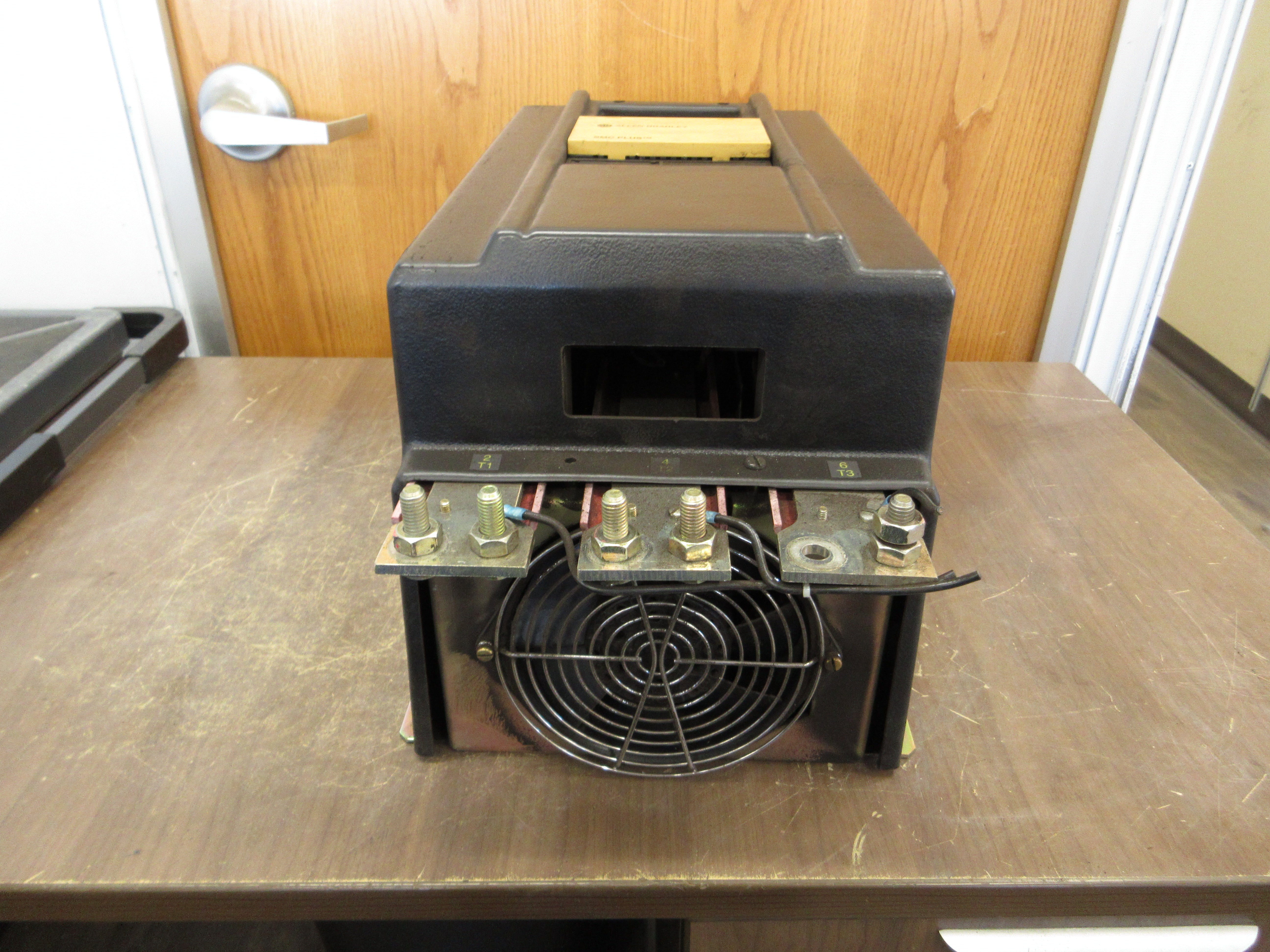 Allen-Bradley SMC Plus Soft Start 150-A240NBD Ser. B 200HP 208-480V 3Ph Used