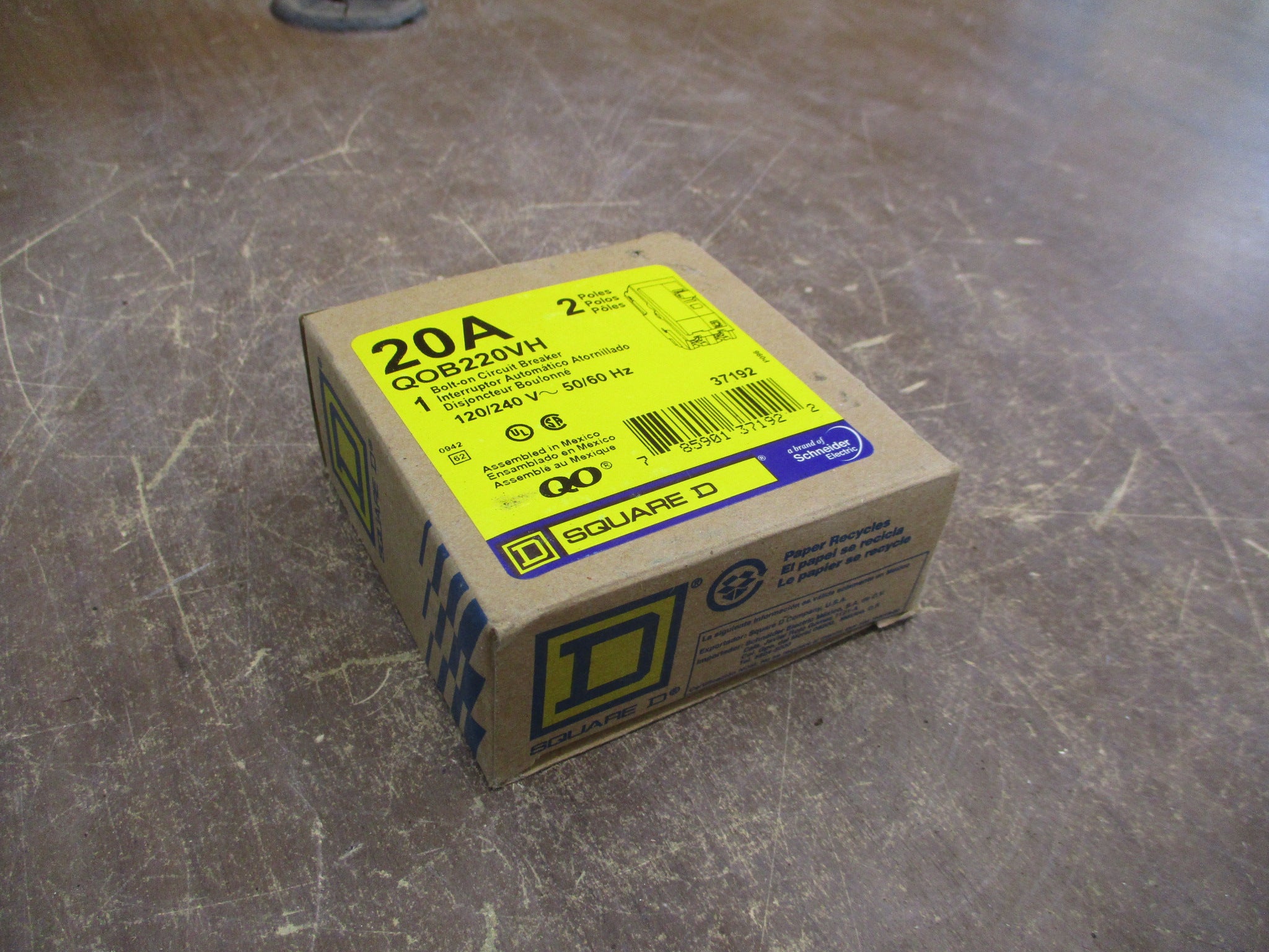Square D Bolt-On Circuit Breaker QOB220VH 20A 120/240V 2P 22kA New Surplus