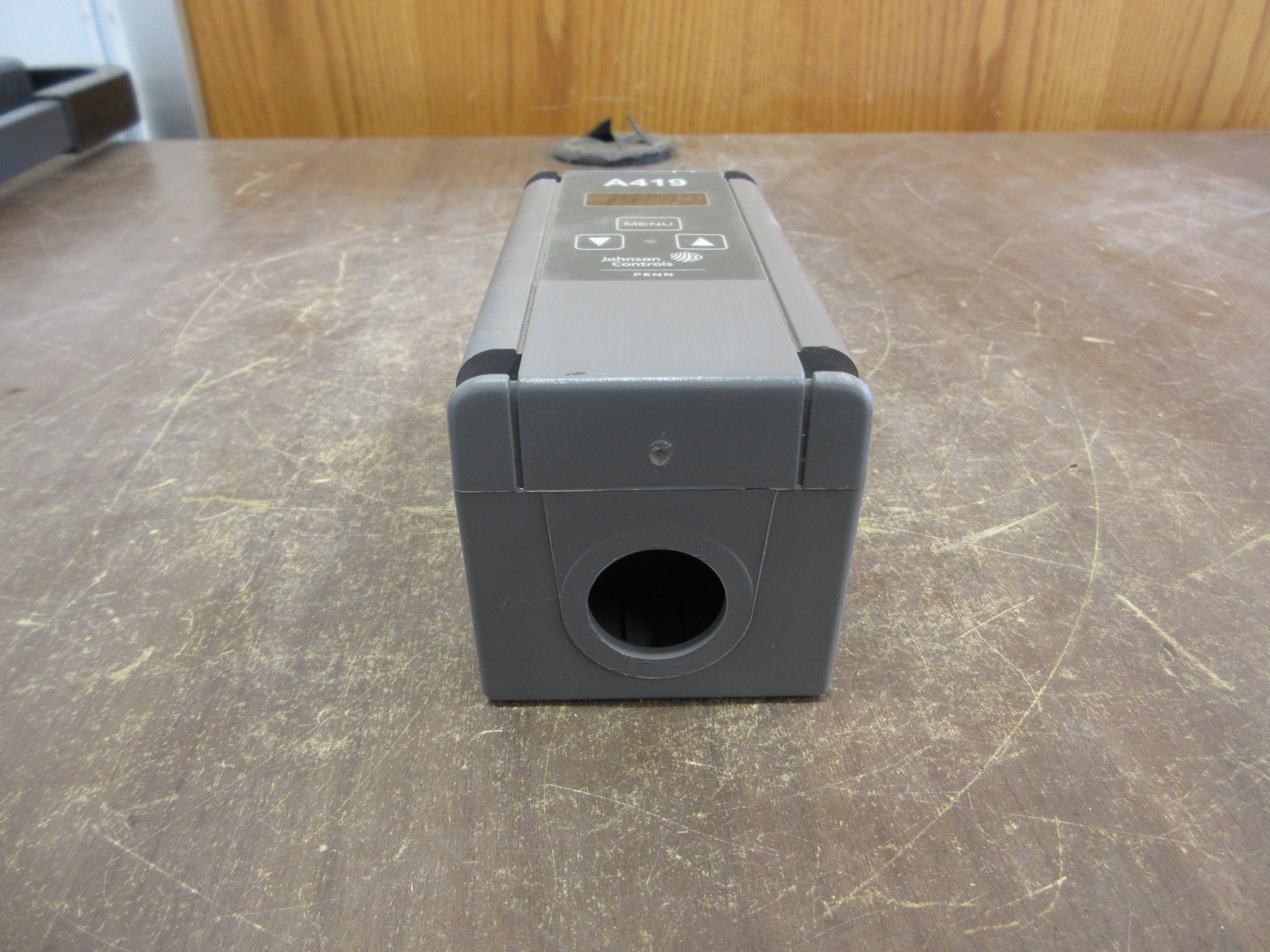 Johnson Controls Penn Electronic Thermostat A419 Used