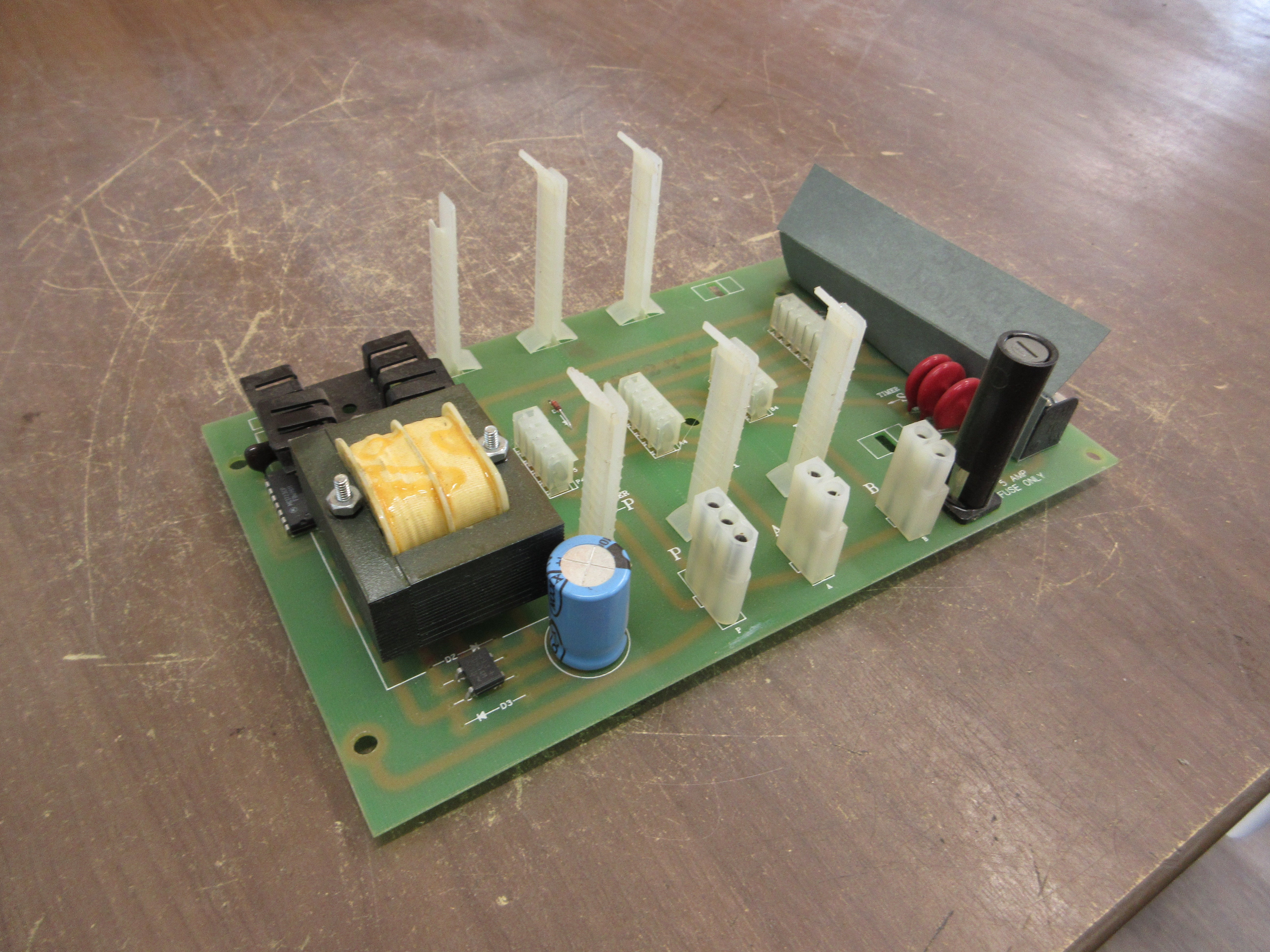 LCN Closers Power Supply Board 900-226G R0 *Broken Clip* Used