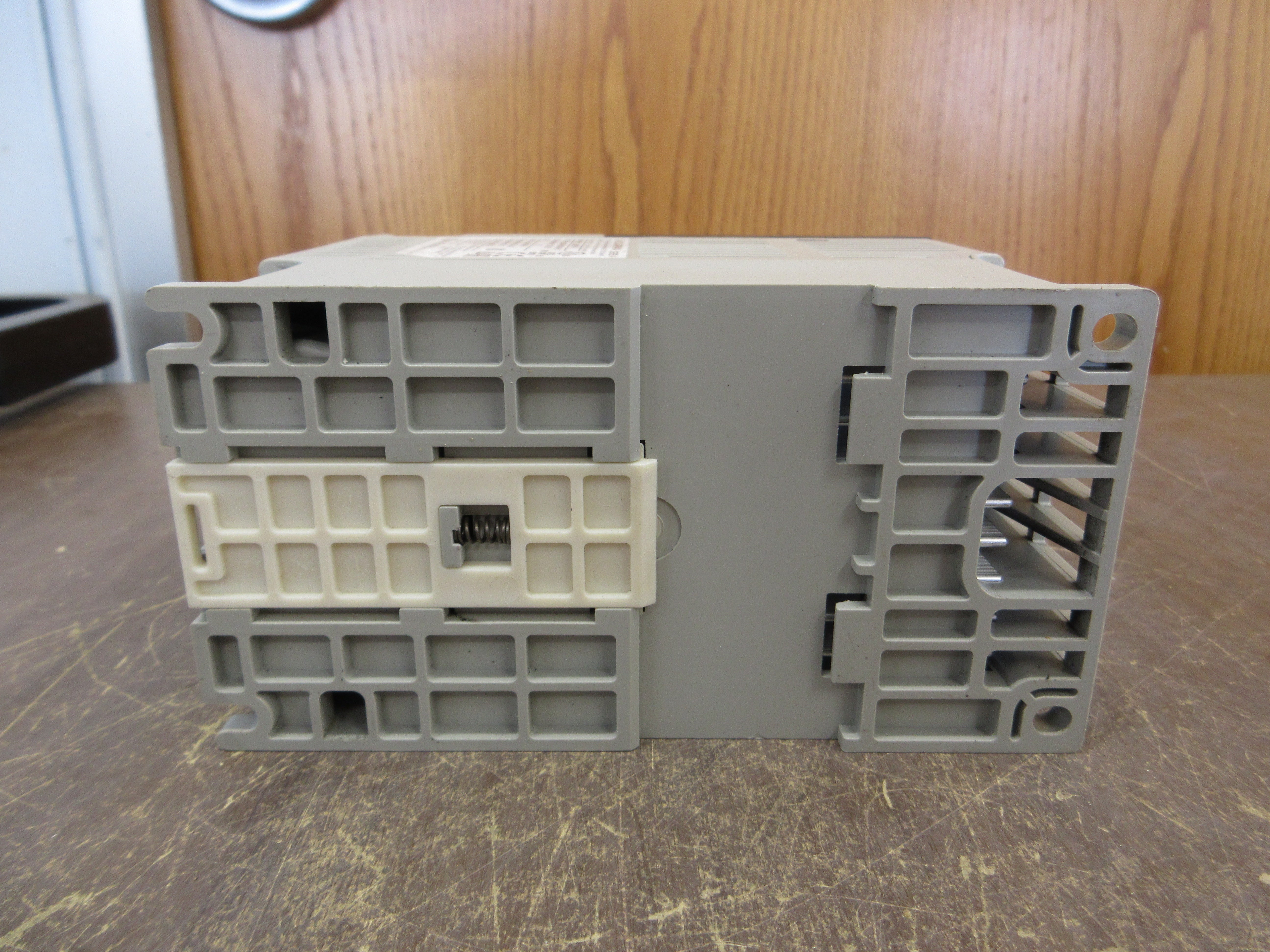 Allen-Bradley PowerFlex 4 AC Drive 22A-D4P0N104 2HP 3Ph Used
