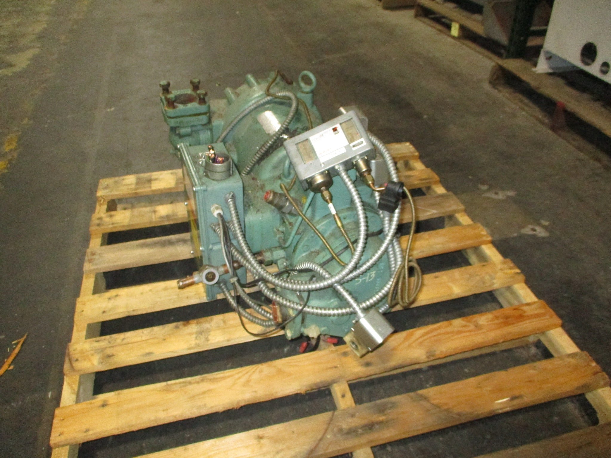 Bitzer Semi-Hermetic Screw Compressor HSK5363-40-2NU 230/440-480V 60Hz Used