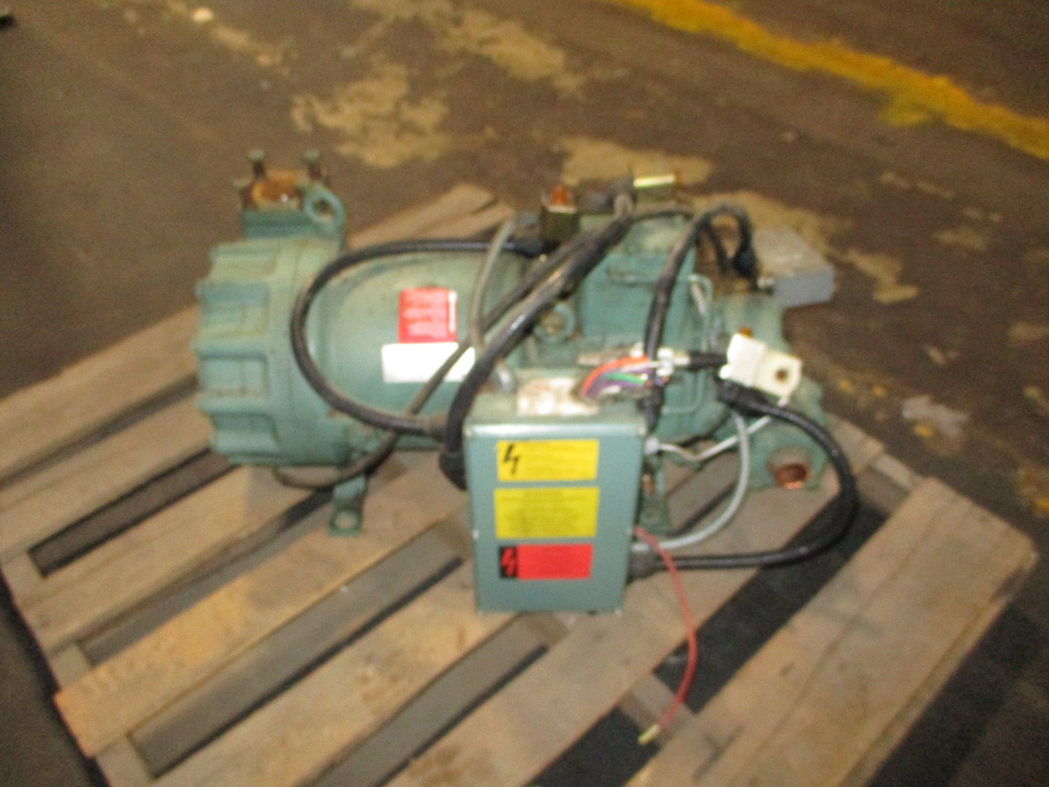 Bitzer Semi-Hermetic Screw Compressor HSK 5343-30 230/460V 60Hz 3500RPM 30KW