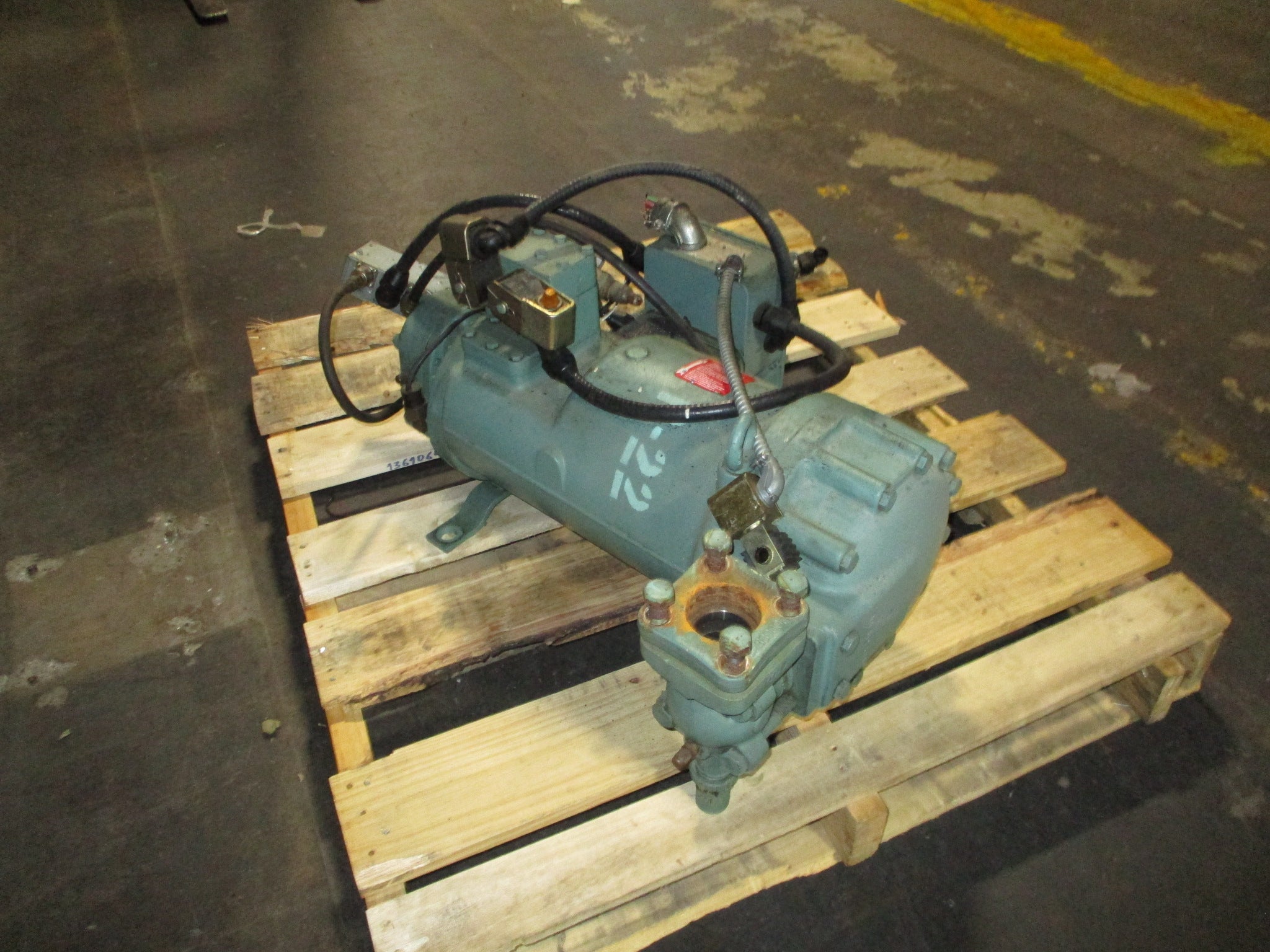 Bitzer Semi-Hermetic Screw Compressor HSK 5343-30 230/460V 60Hz 3500RPM 30KW