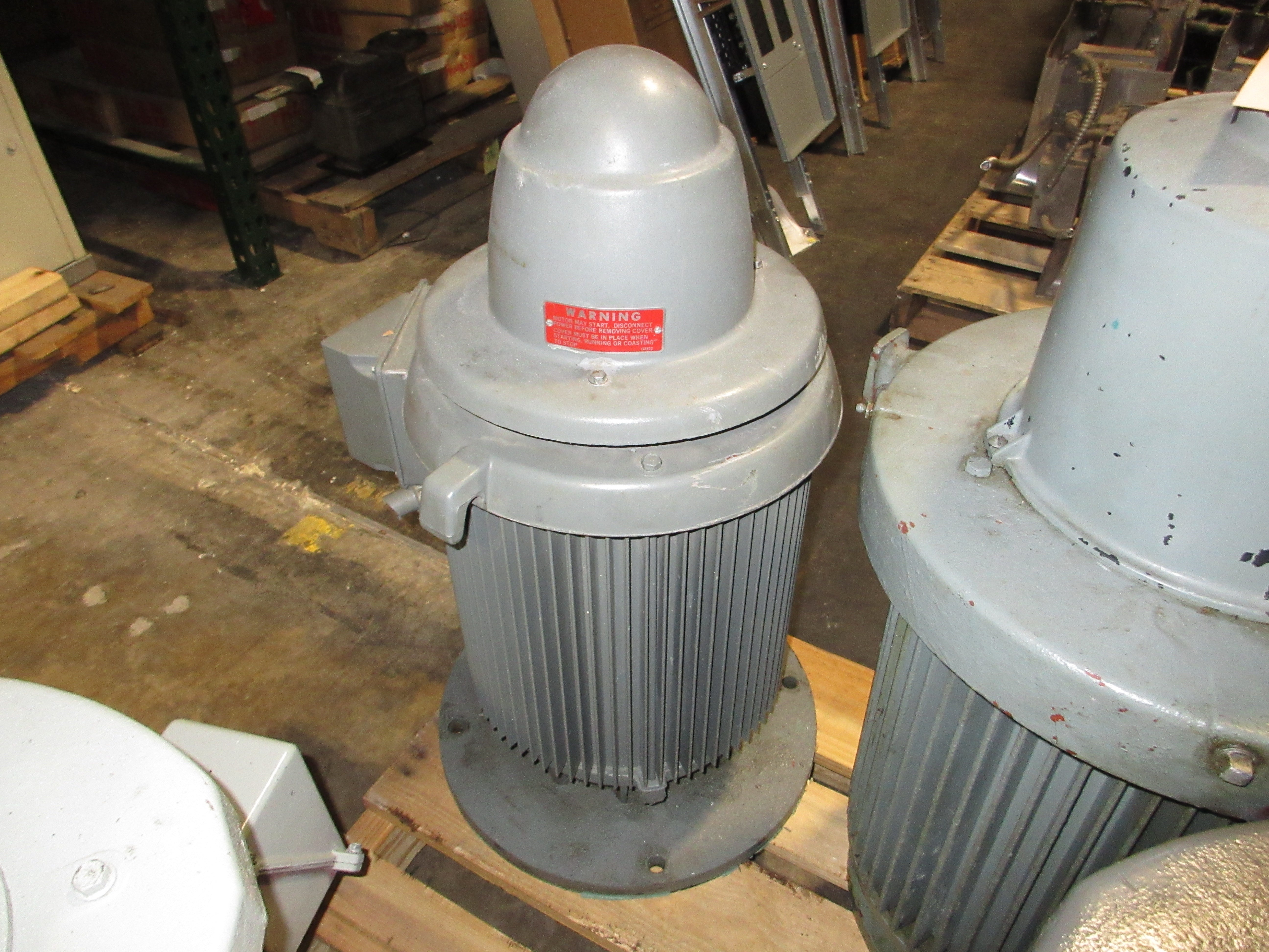 U.S. Motors Vertical Motor F422/S03R335R034F 25HP 1800RPM 230/460V 60Hz 3Ph Used
