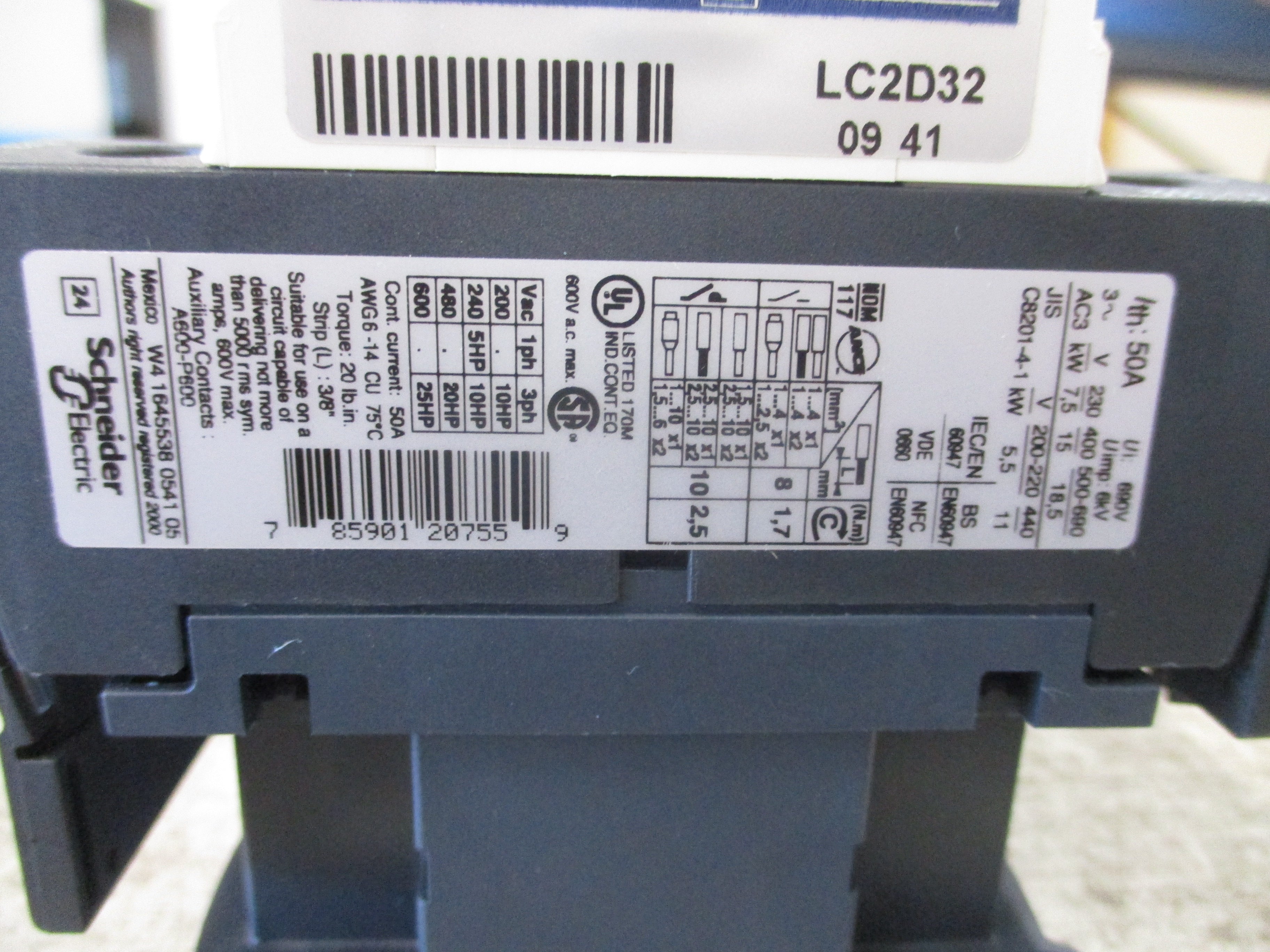 Telemecanique Reversing Contactor LC1D32 120V Coil 50A 600V Used