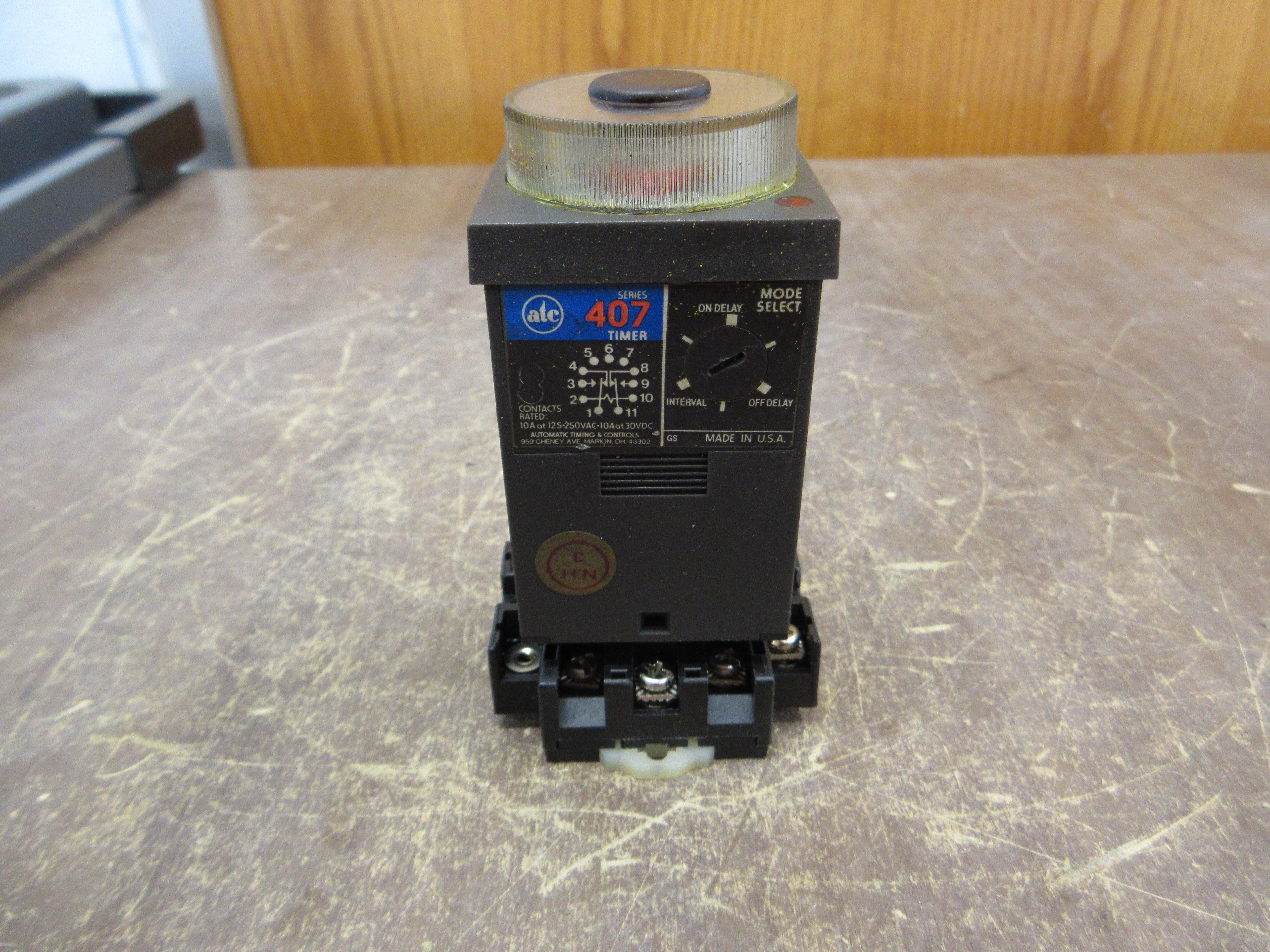 ATC Series 407 Timer 0407A 100 F3X w/ Base *Missing (1) Terminal Screw* Used