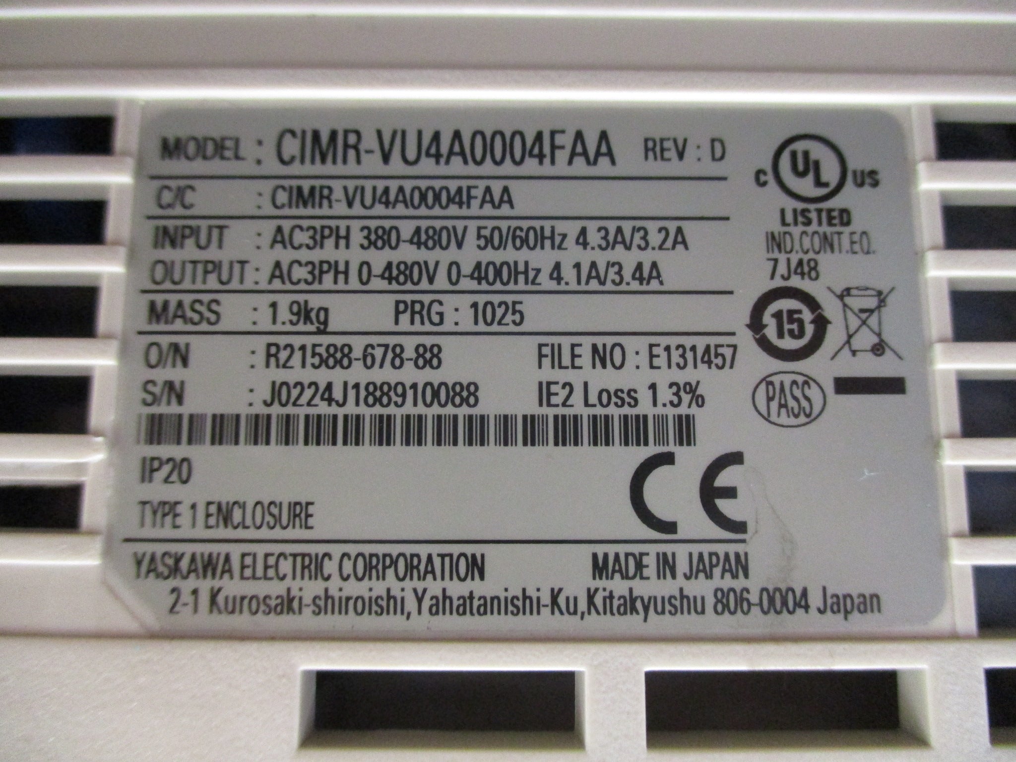 Yaskawa V1000 AC Drive CIMR-VU4A0004FAA Rev. D 1HP w/ Keypad Used