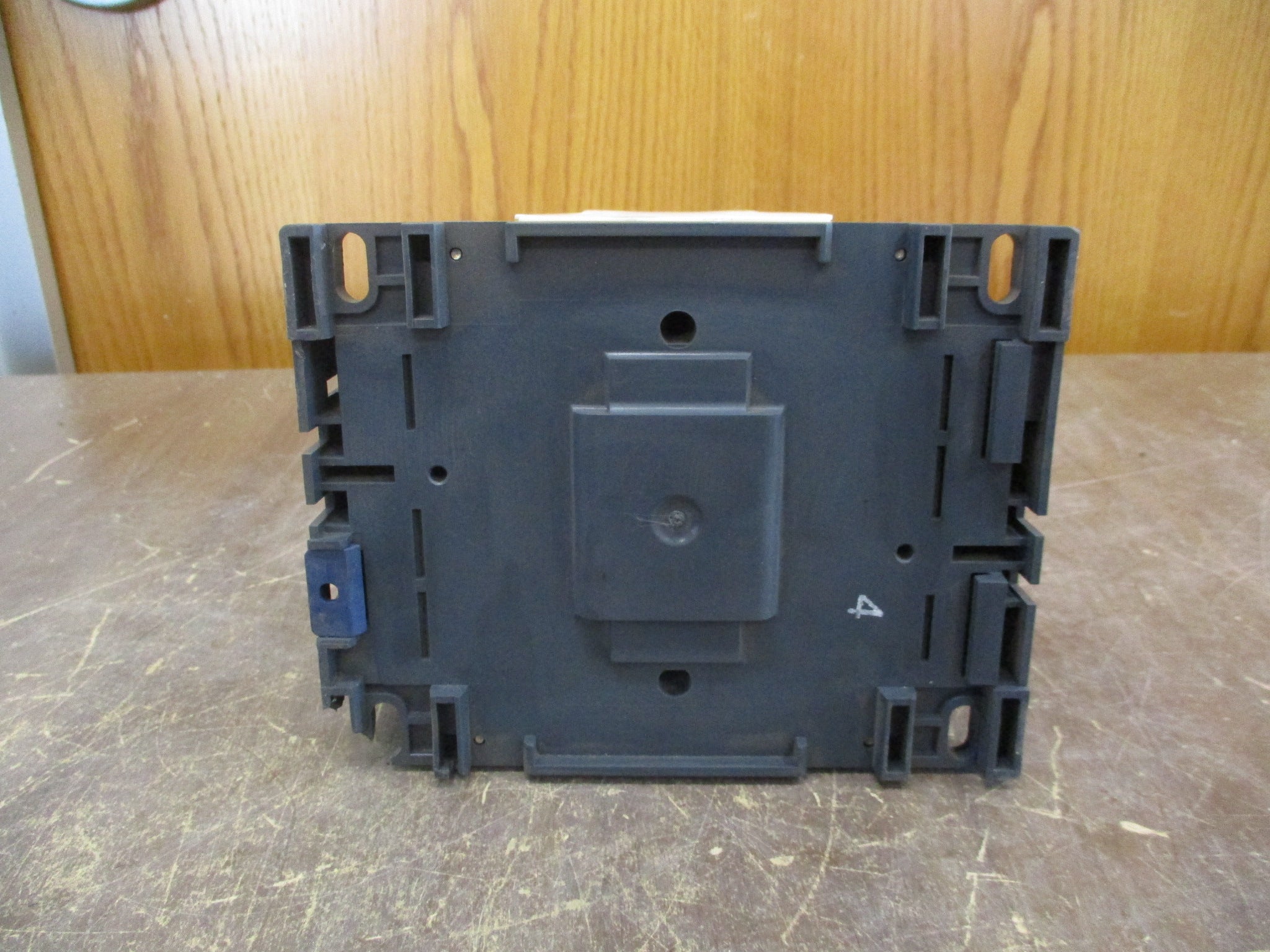 Telemecanique Contactor LC1D150 120V Coil 160A 600V w/ (1) Aux Contact Used