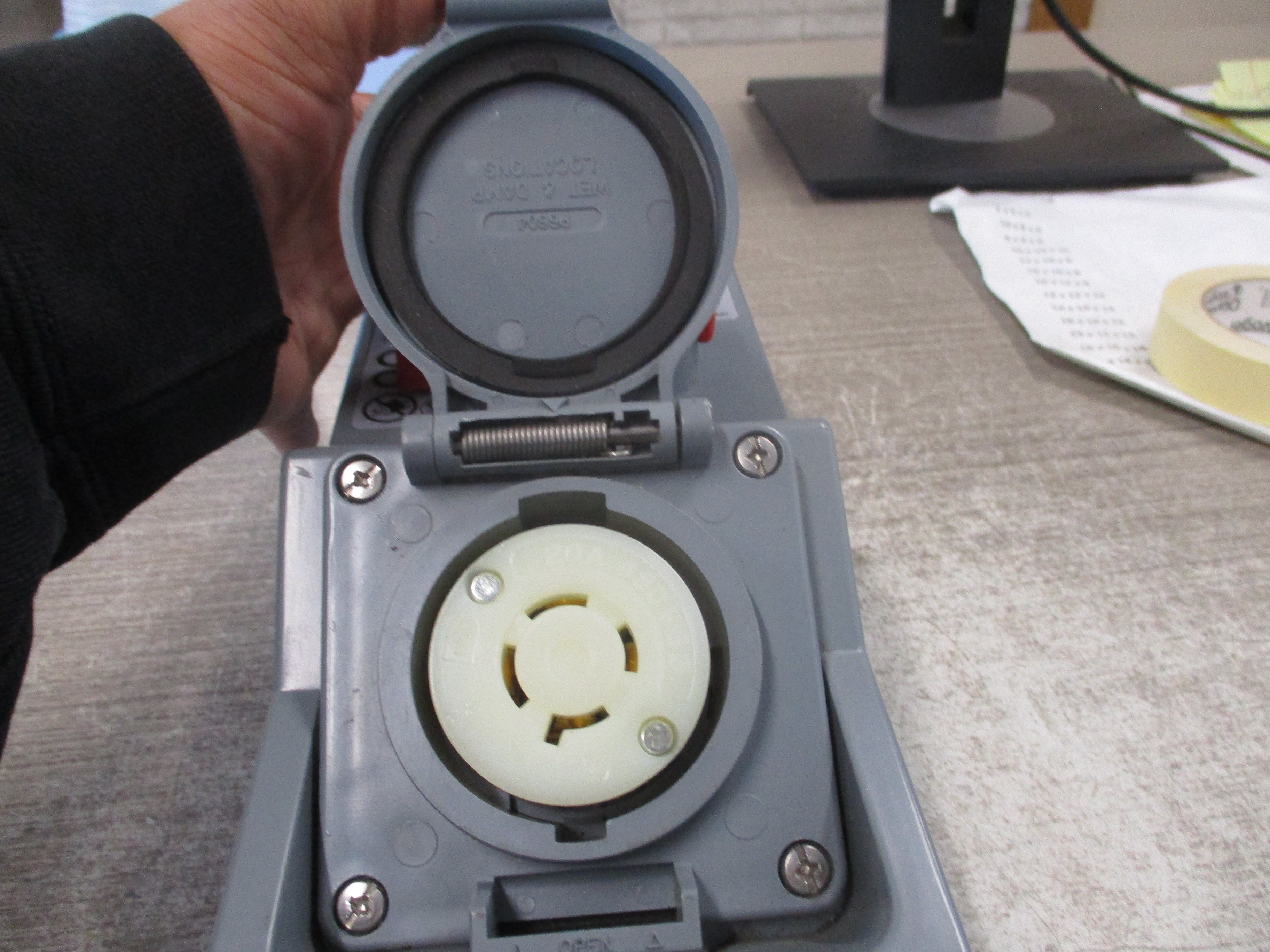 Hubbell Circuit - Lock Mechanical Interlock HBLMITL/HBL2430SW 20A 3Ph 480V Type 4X,12 Used