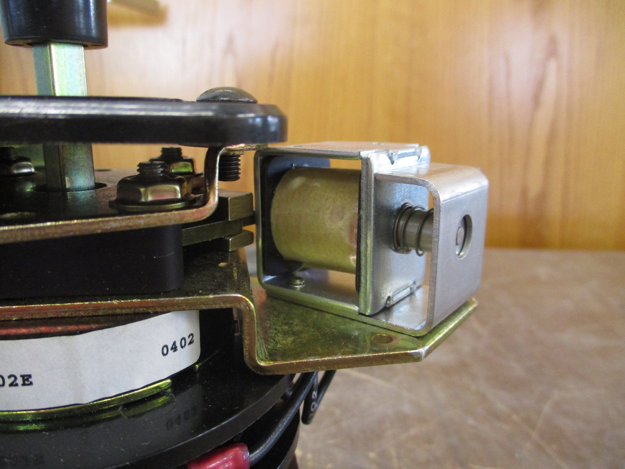 Electroswitch Series 24 Lock-Out Relay Rotary Switch 7802E 125VDC Used