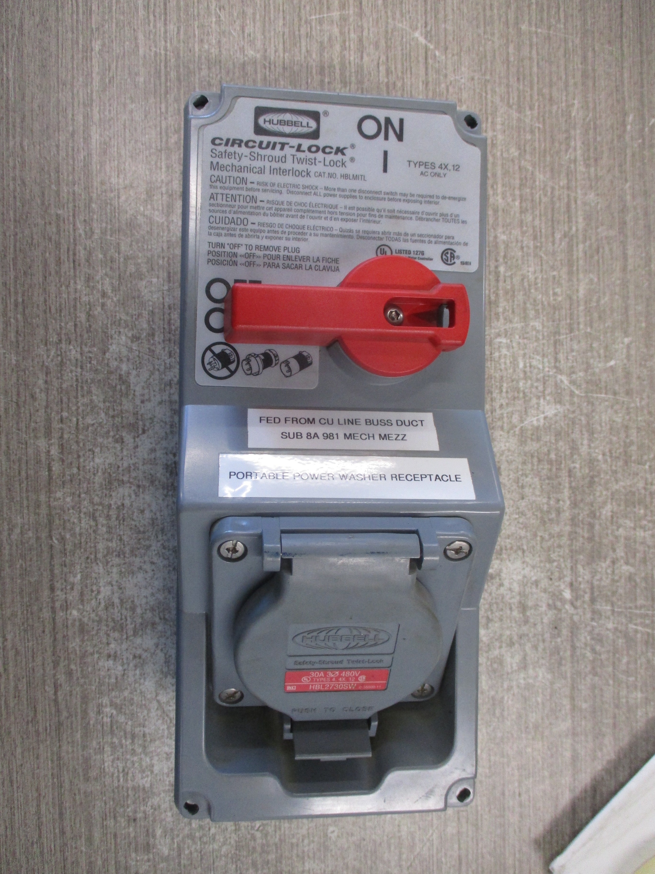 Hubbell Circuit-Lock Mechanical Interlock HBLMITL/HBL2730SW 30A 3Ph 480V *No Cover Screws* Used