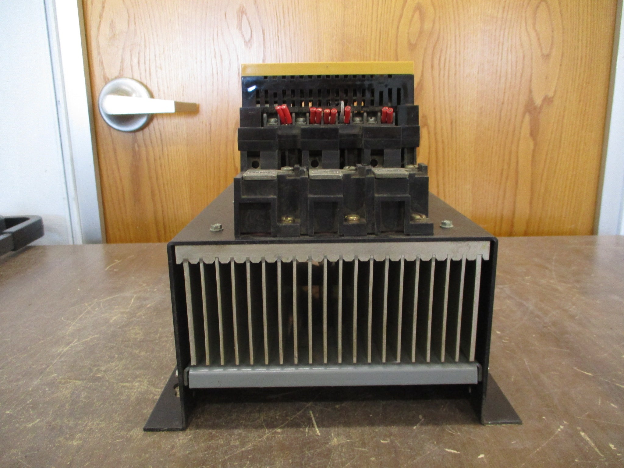 Allen-Bradley SMC Plus Soft Start 150-A97NBD 75HP 120/240V Control Used