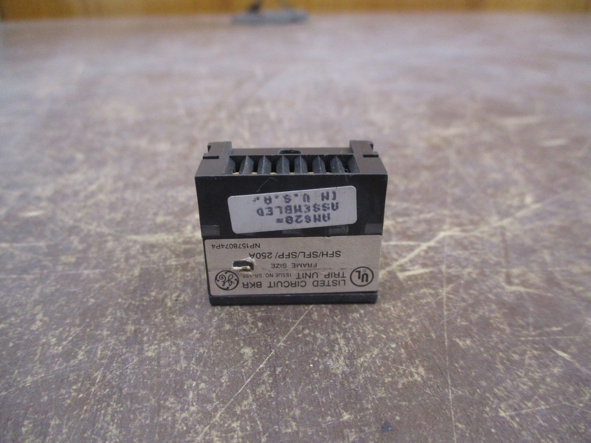 GE Spectra Rating Plug SRPF250A250 250A Used