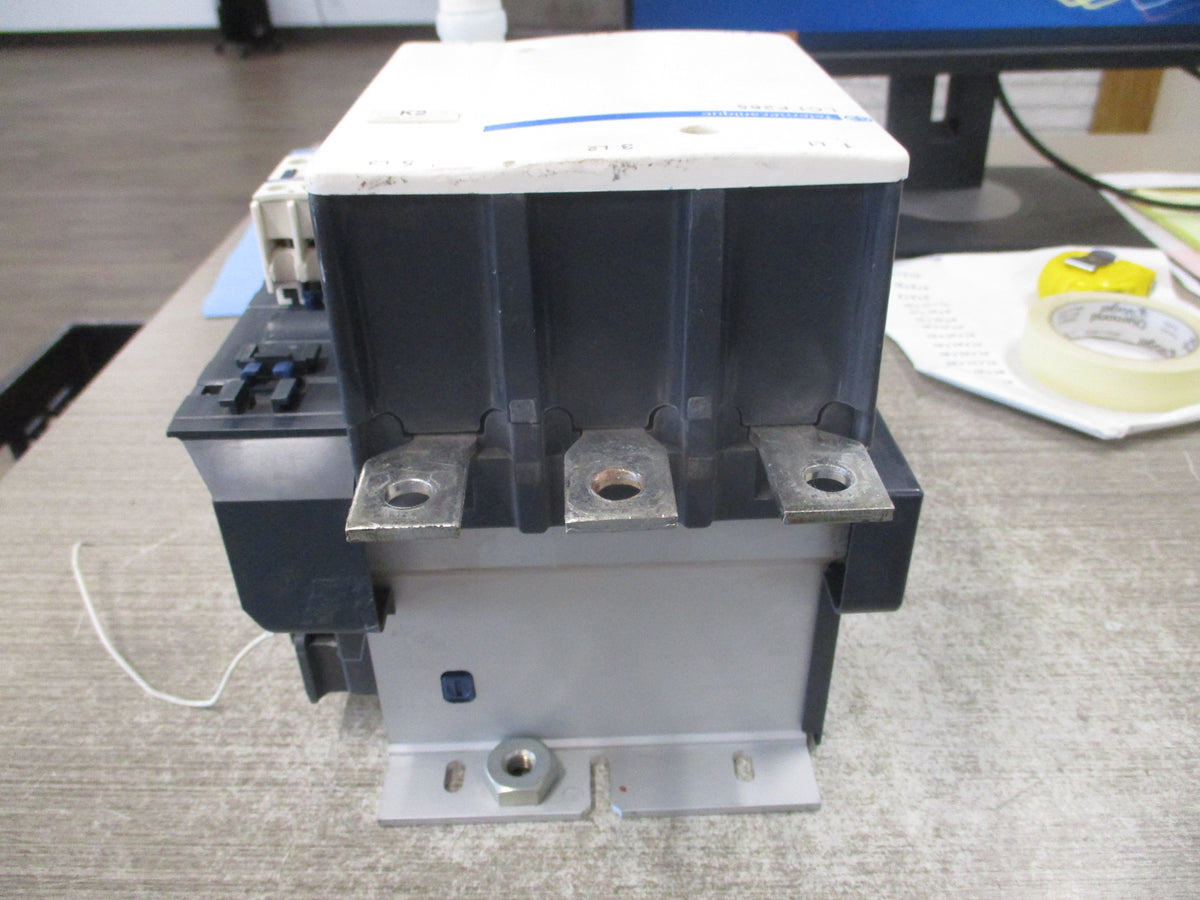 Telemecanique Contactor LC1F265 120-127V Coil 40-400 Hz 285A 600V (1) Aux Contact Block Used