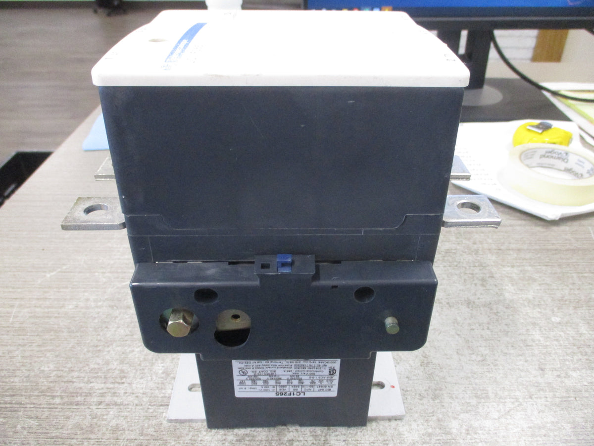 Telemecanique Contactor LC1F265 120-127V Coil 40-400 Hz 285A 600V (1) Aux Contact Block Used