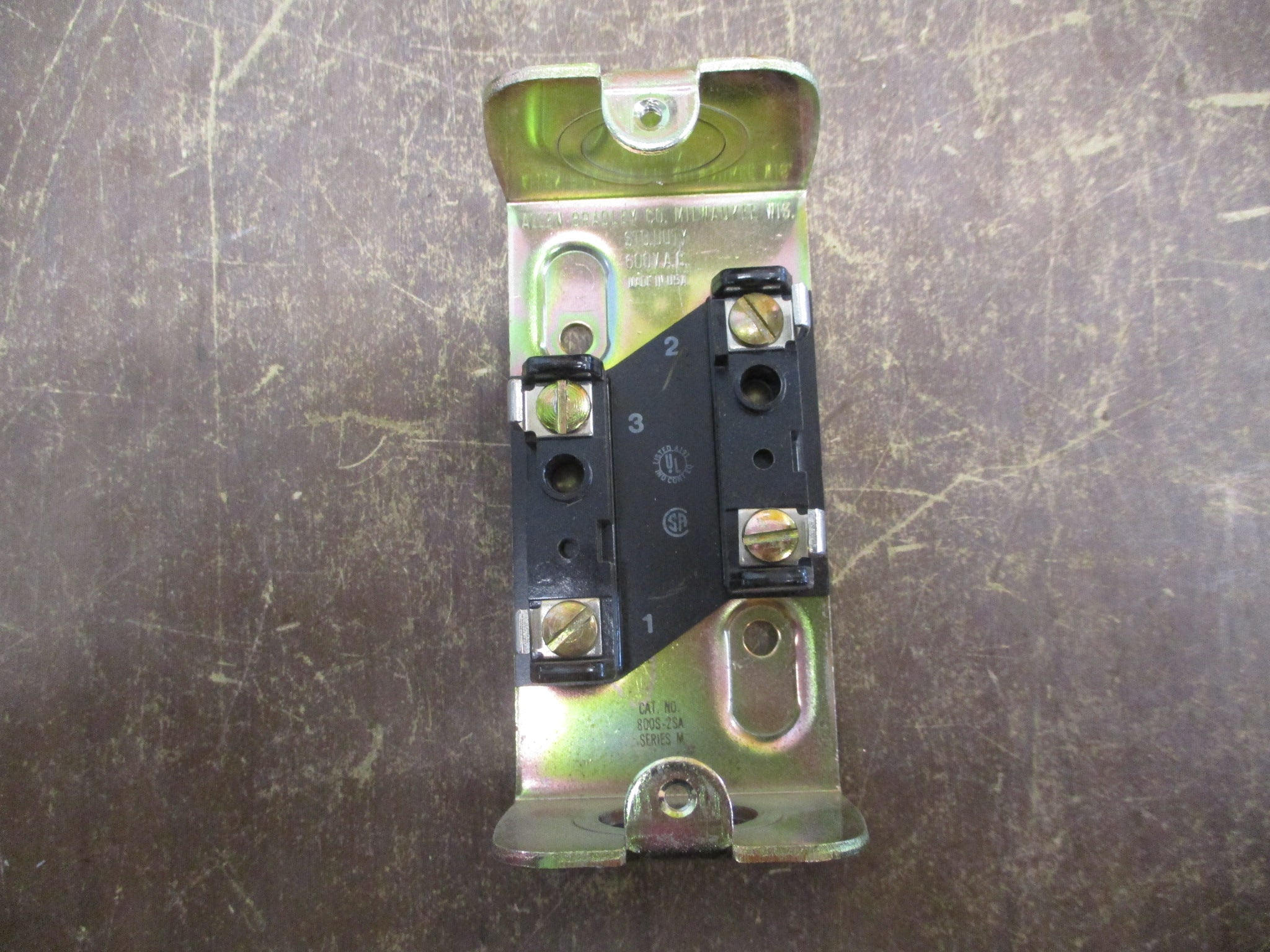 Allen-Bradley Start-Stop Control Station 800S-2SA Ser. M 600V Used