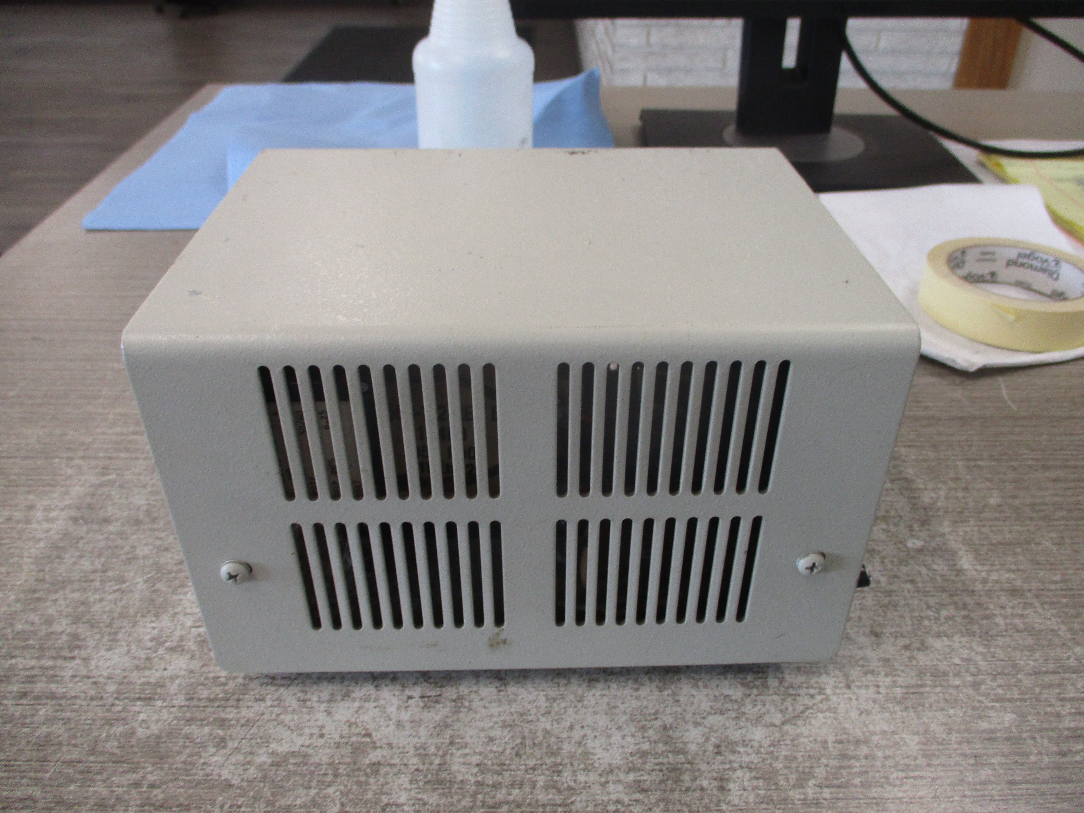 ONEAC CP1105 Power Line Conditioner 006-180 Input: 120VAC 5.0A Output: 120VAC 4.6A 50/60Hz 1Ph *No Power Cord* Used