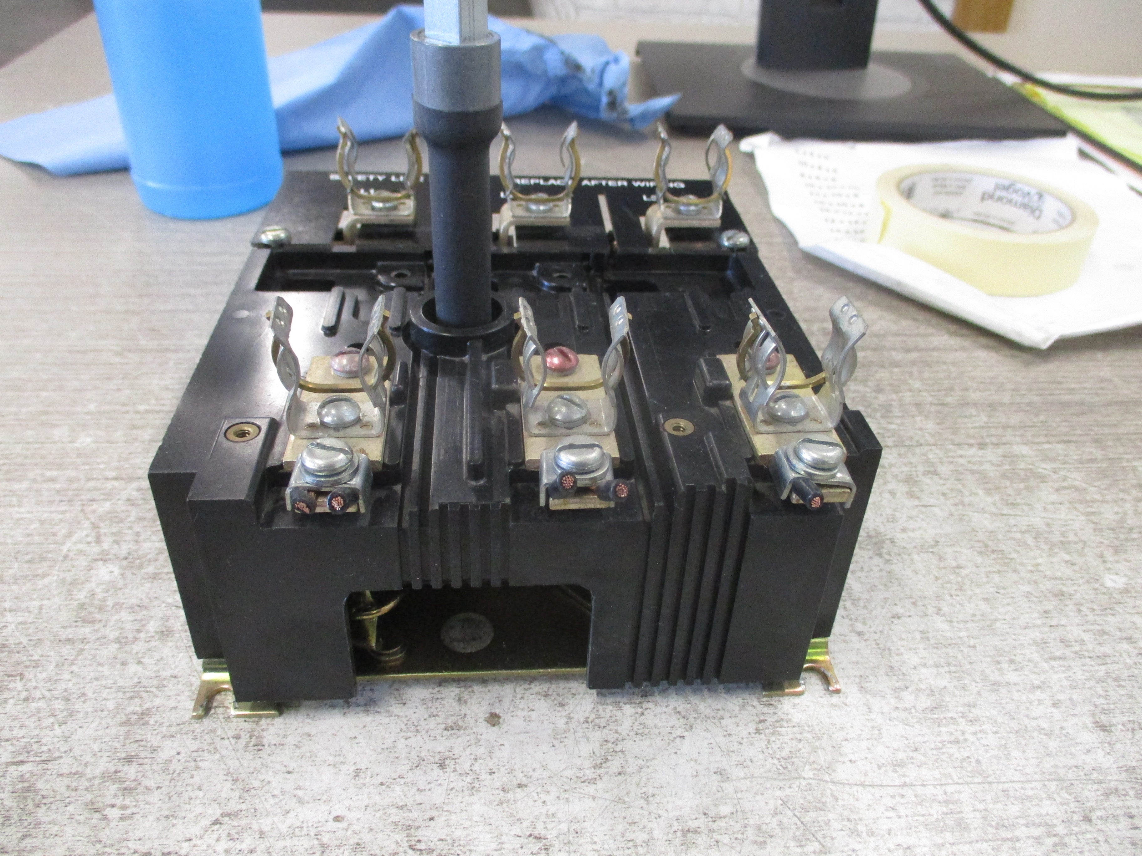 Telemecanique Fusible Disconnect Switch D10S1 30A 600V 3P Used
