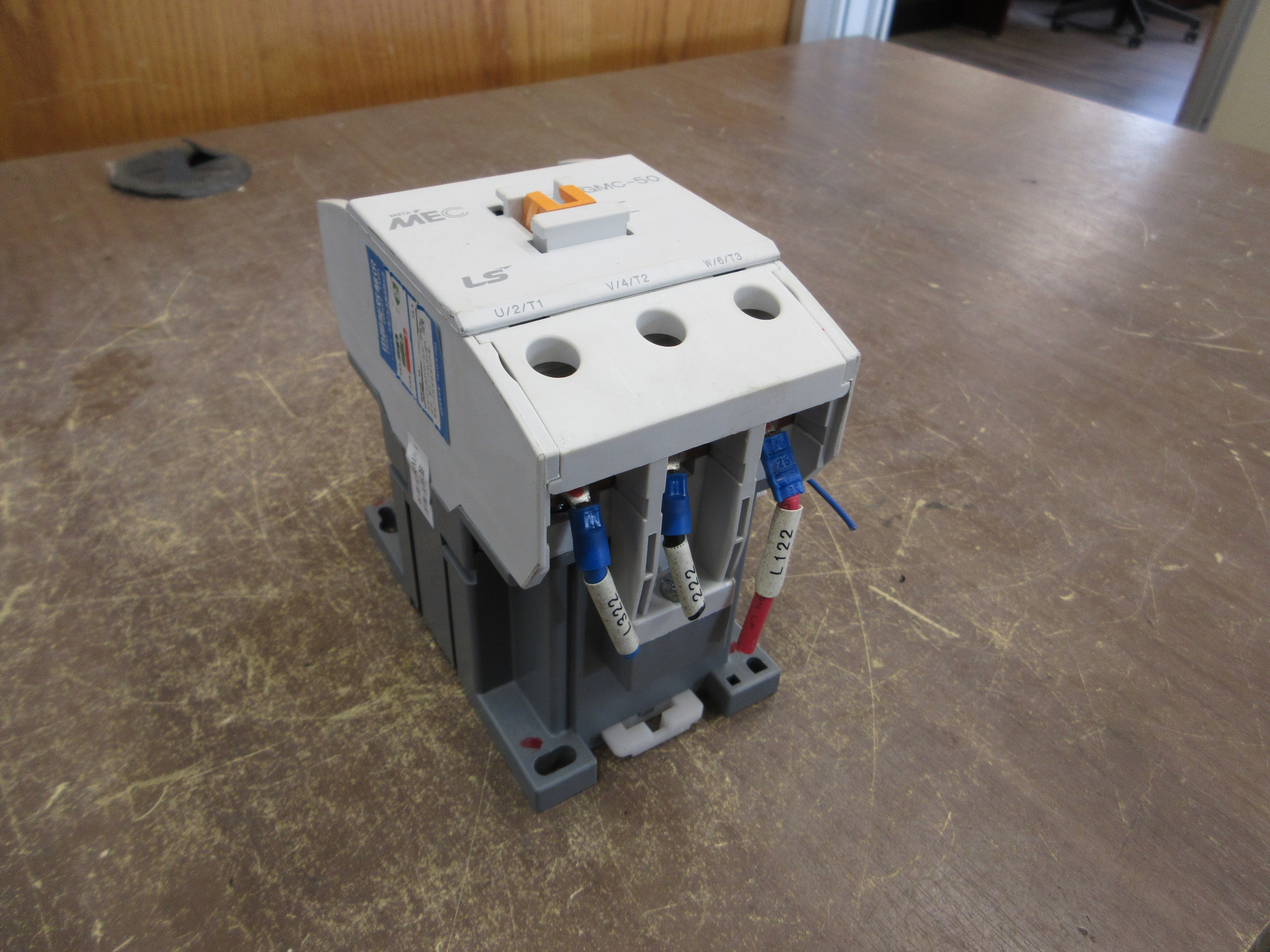 MEC Contactor GMC-50 220V Coil w/ Aux Contact *Missing Terminal Cover* Used