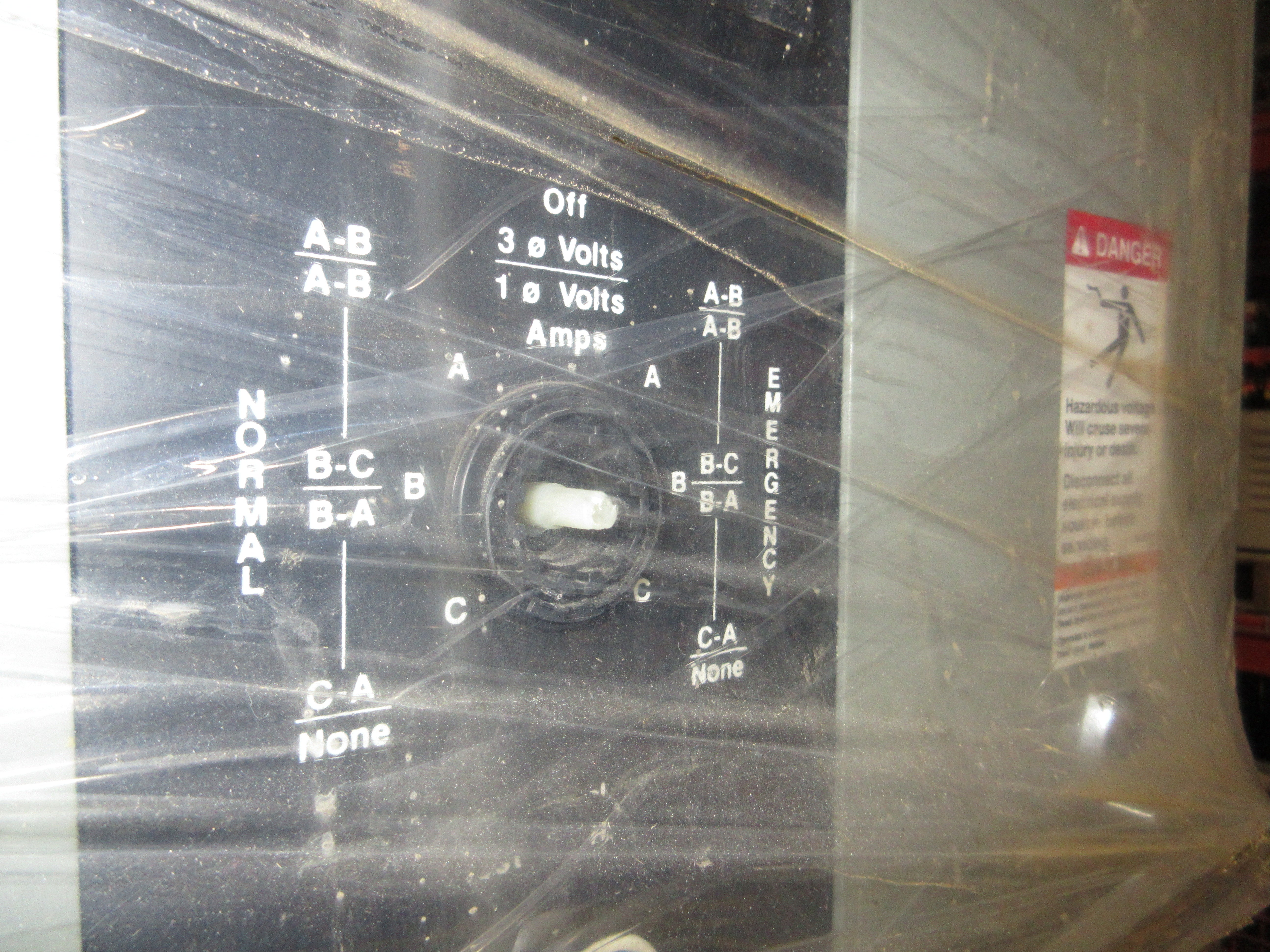 Cummins Onan Automatic Transfer Switch OTCU1600C 1600A 120/208V 60Hz 3Ph 4W Used