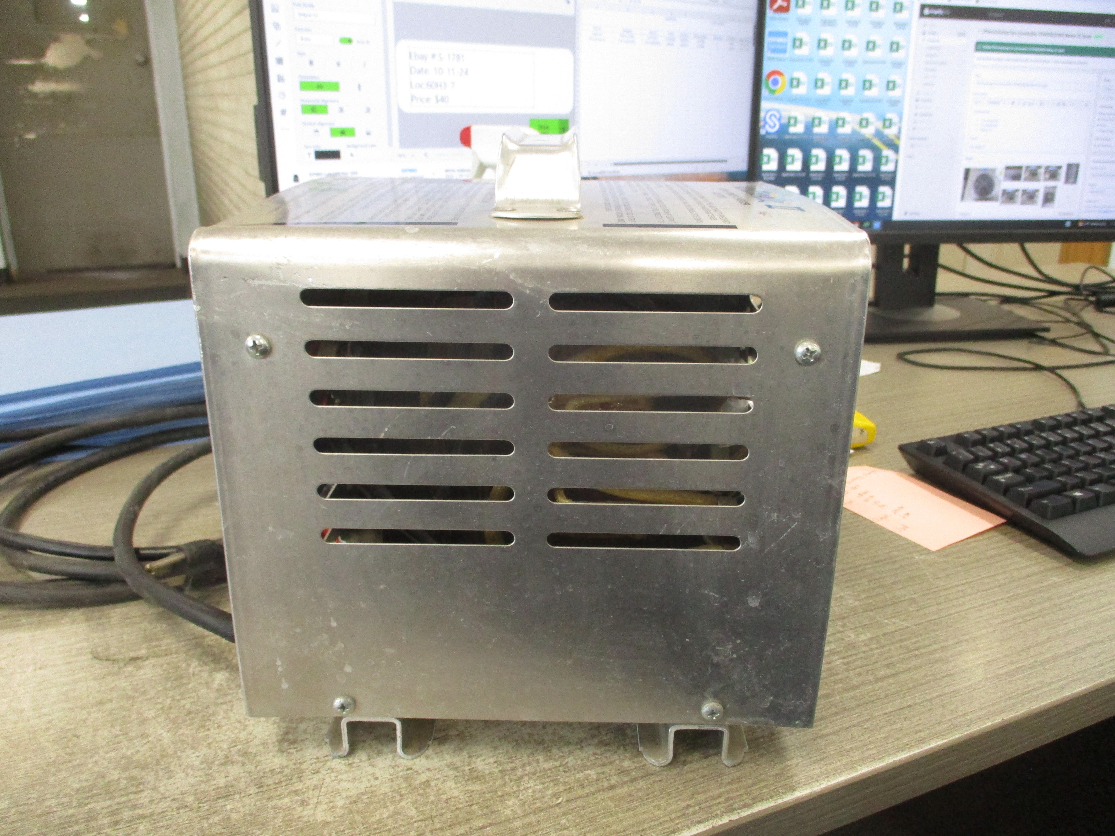 Lester Electrical Lestronic II Battery Charger 24LC25-8ET Input: 115VAC 60Hz 1Ph 9A Output: 24VDC 25A Used