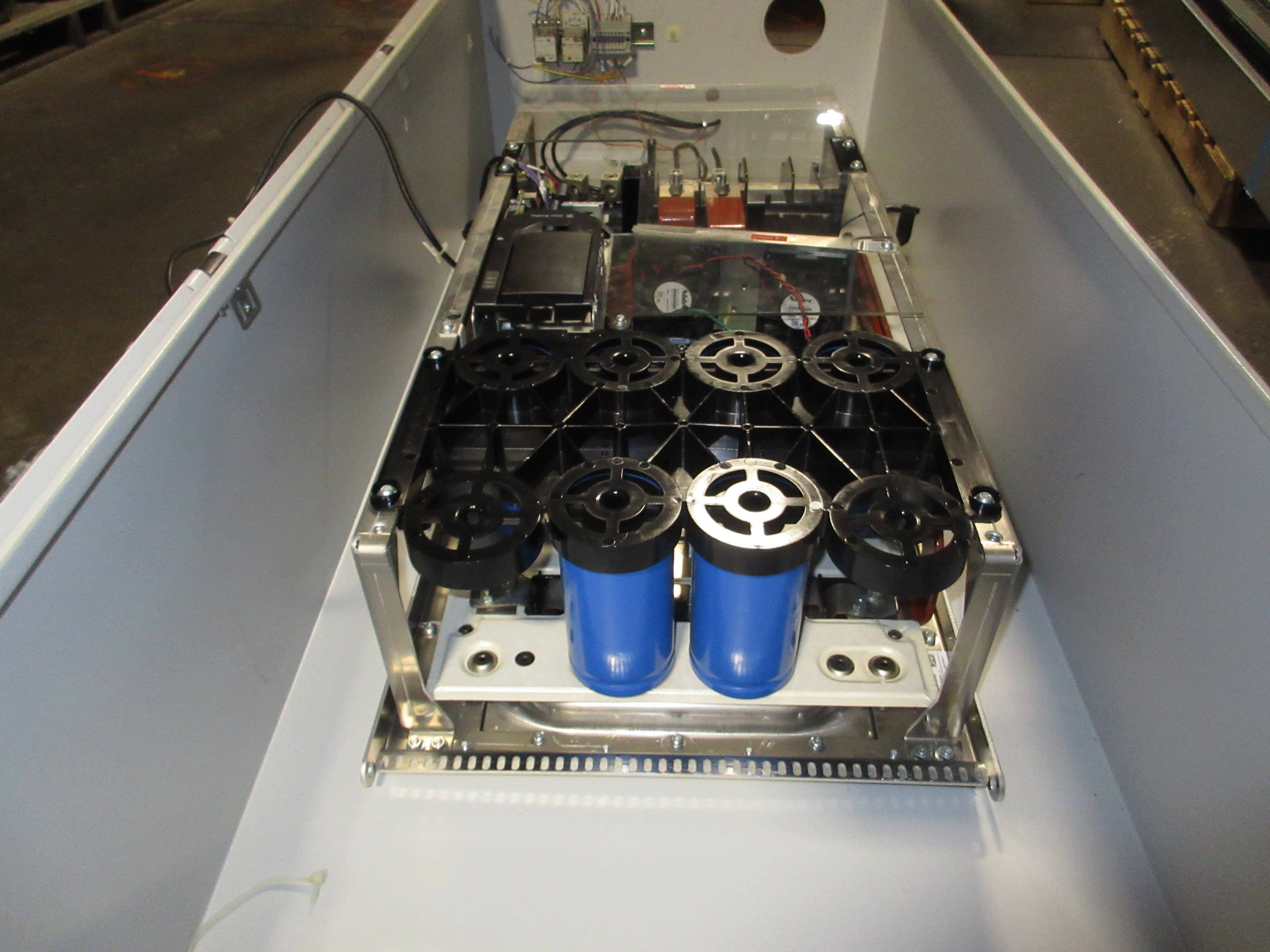 Allen-Bradley PowerFlex 755 AC Drive 20G1AGD248AA0NNNNN Ser. A 200HP 3Ph Used
