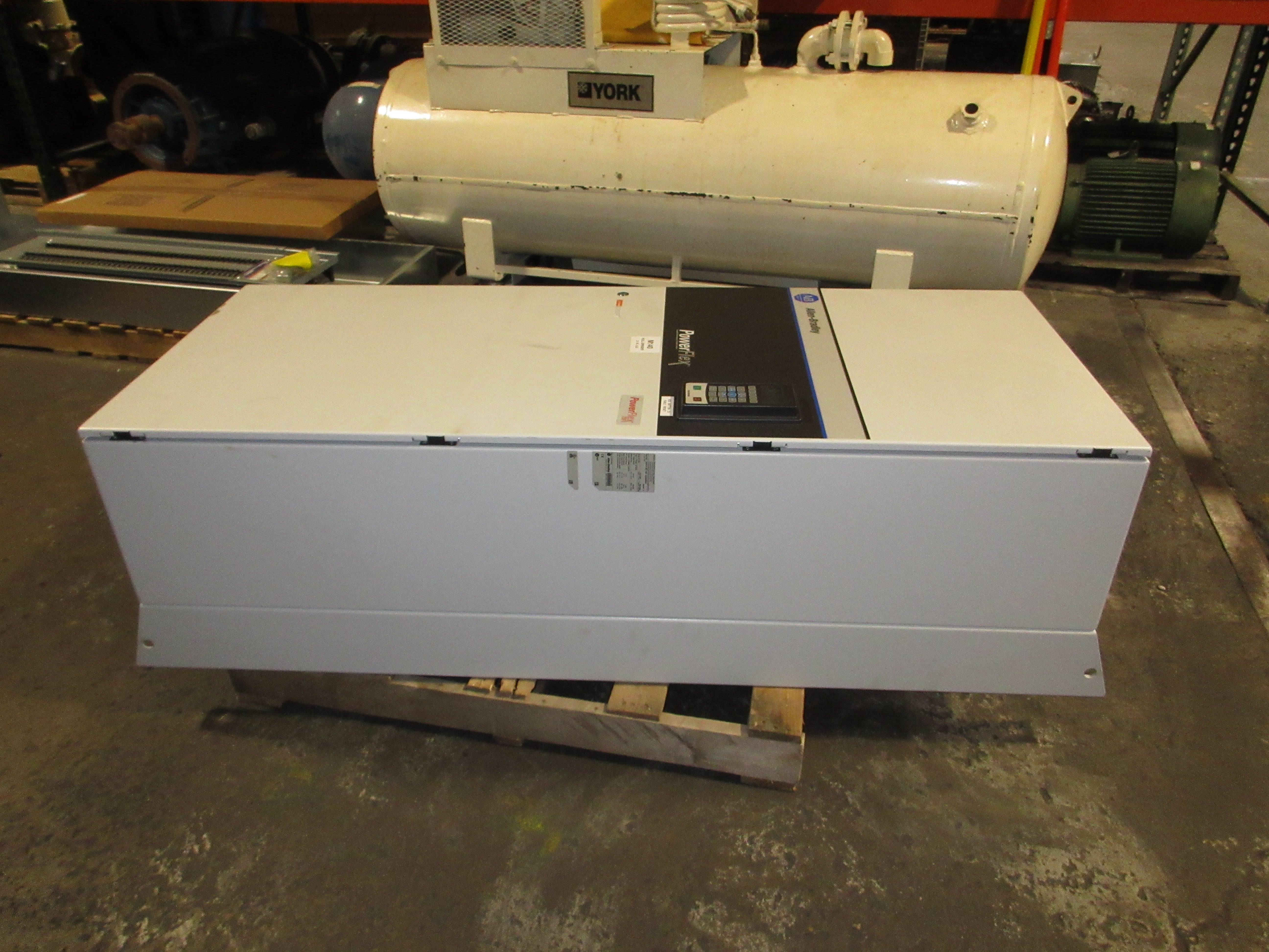Allen-Bradley PowerFlex 755 AC Drive 20G1AGD248AA0NNNNN Ser. A 200HP 3Ph Used