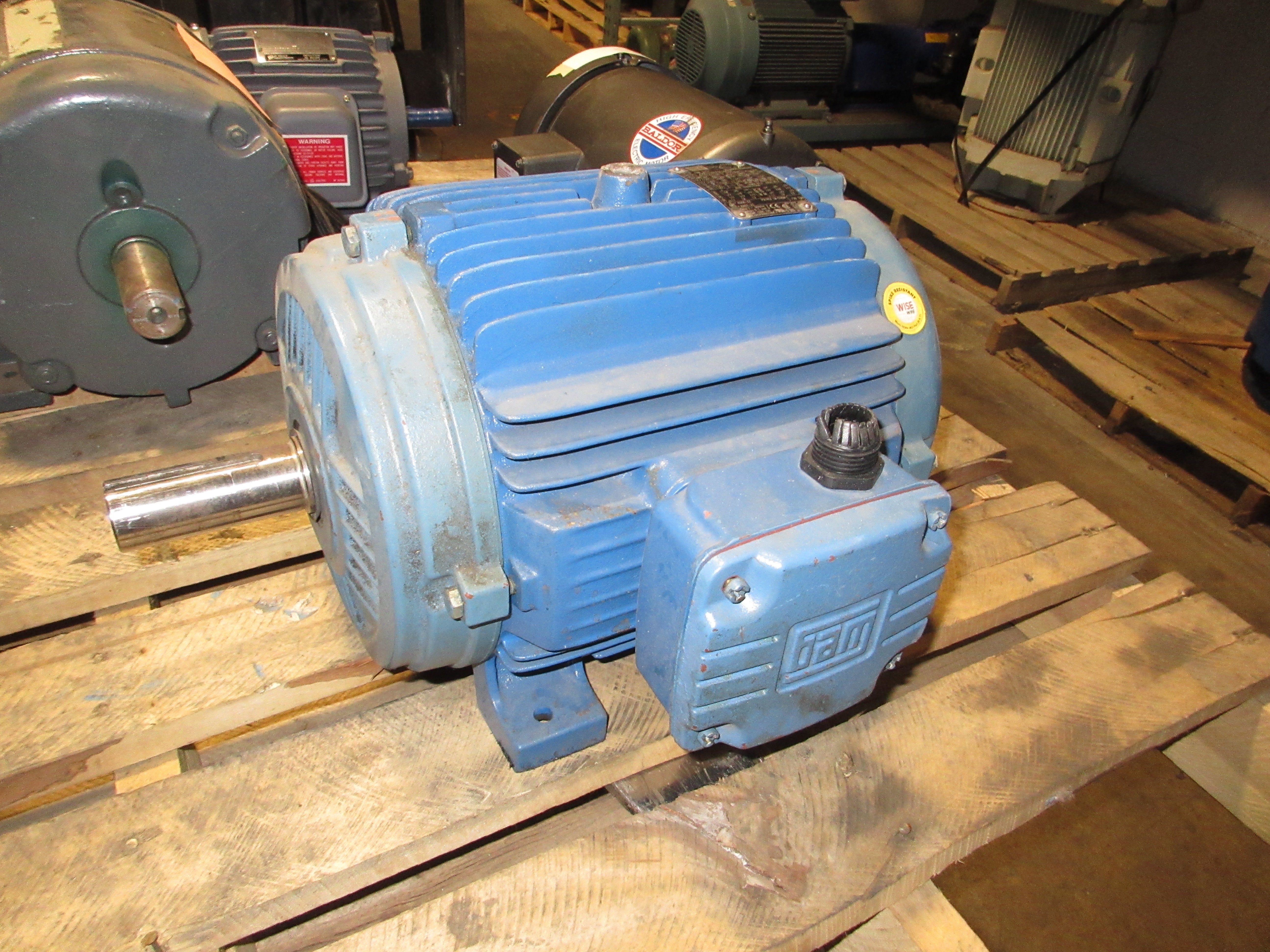 WEG Motor Z001018EP3F06084 10HP 1800RPM 208-230/460V 28.4-25.5/12.8A Used