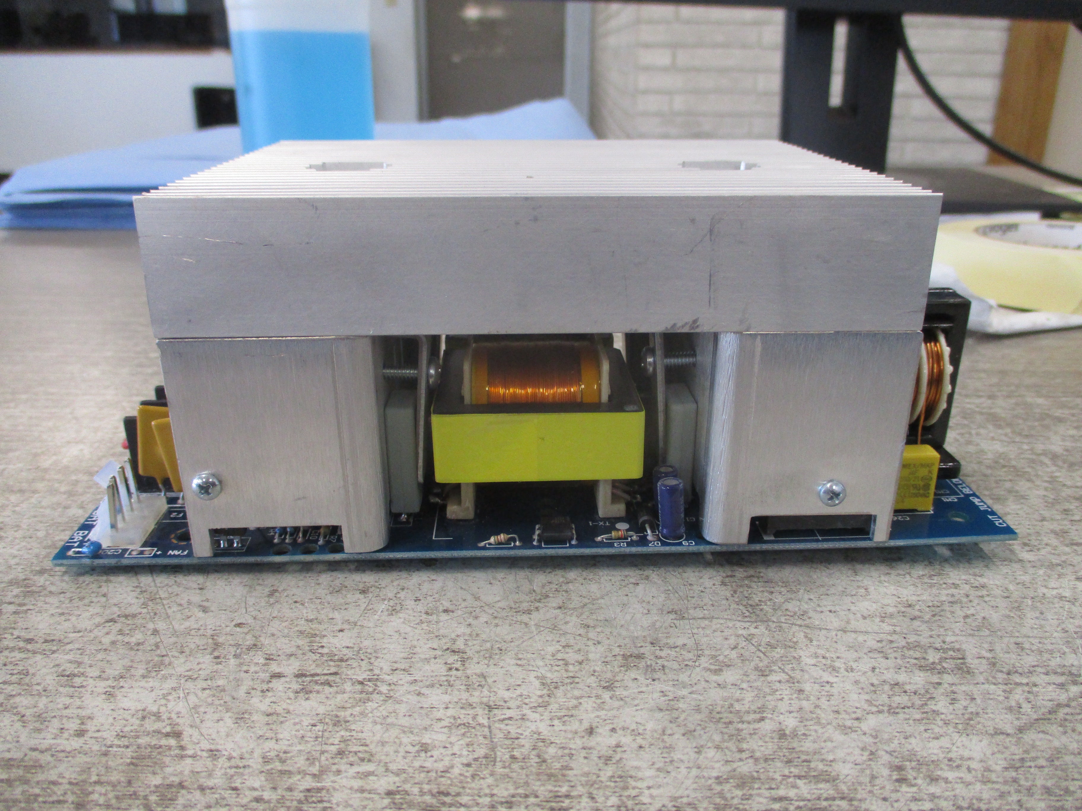 ESD Supervised Power Supply/Charger SPS-20 Input: 120/240VAC 400W Output: 12VDC 16A / 24VDC 8A *Connector Clip Broken* Used