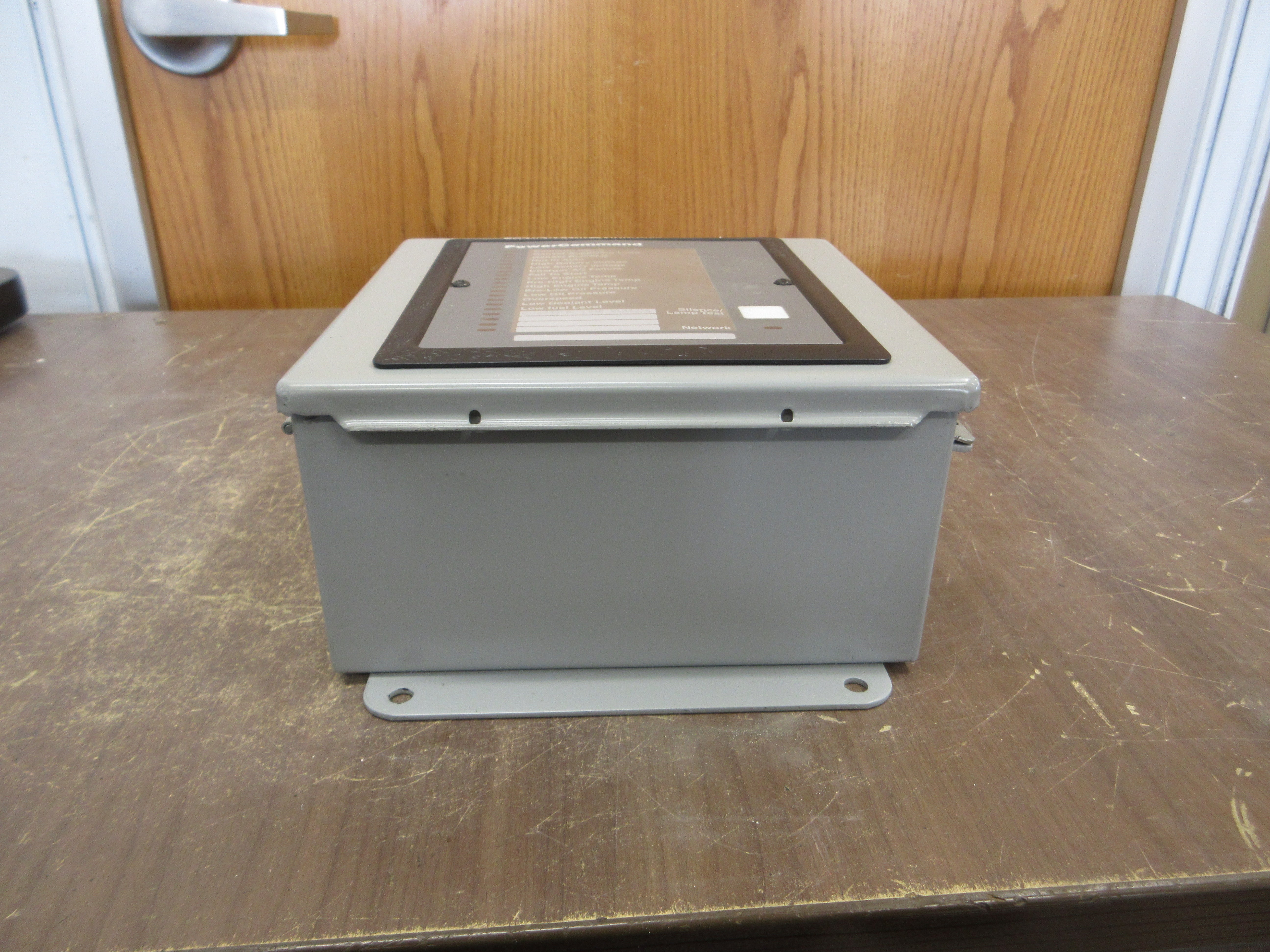 Cummins Power Command Annunciator 327-1309 w/ Enclosure Used