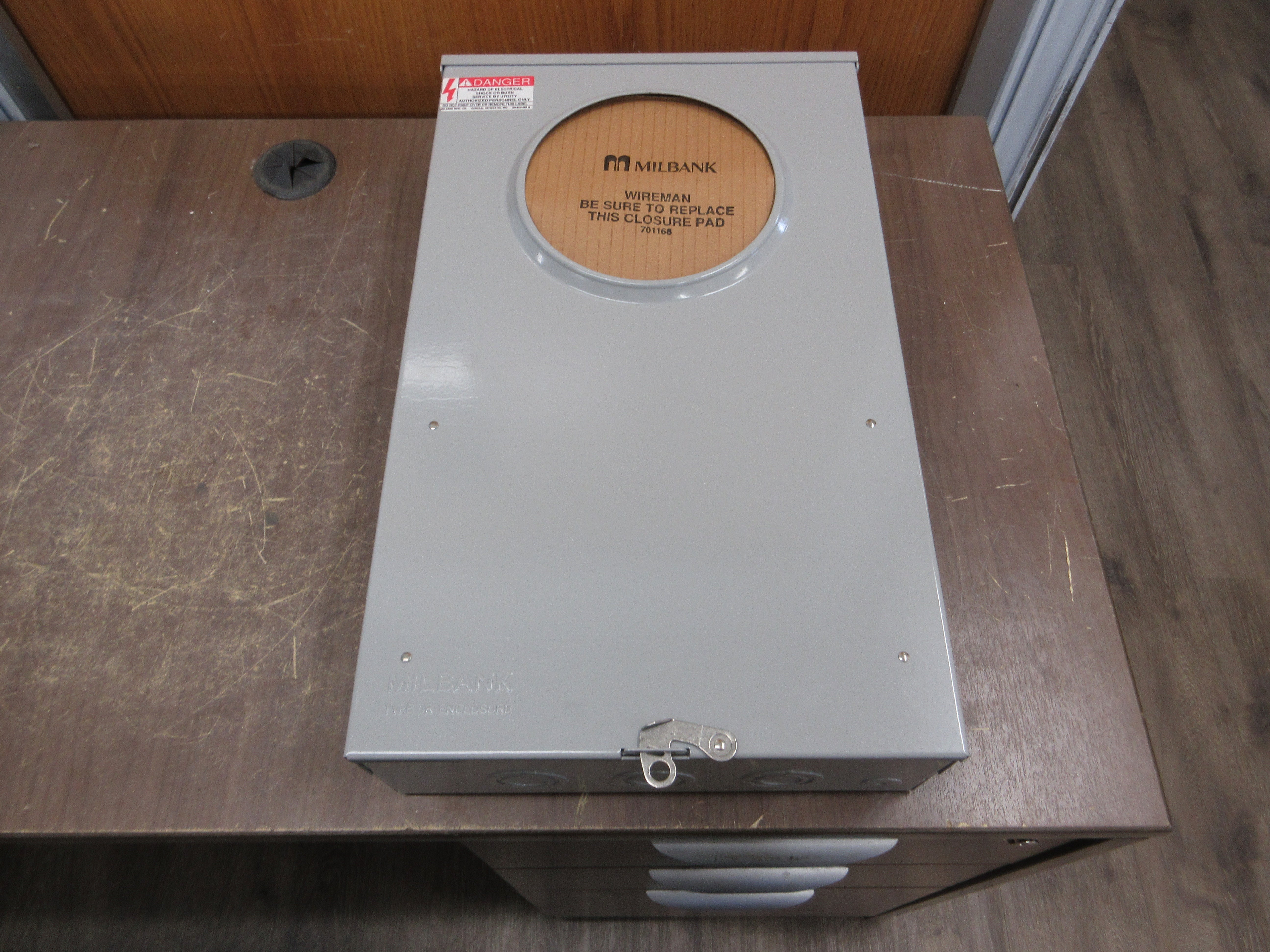 Milbank Meter Socket CE136 20A New Surplus