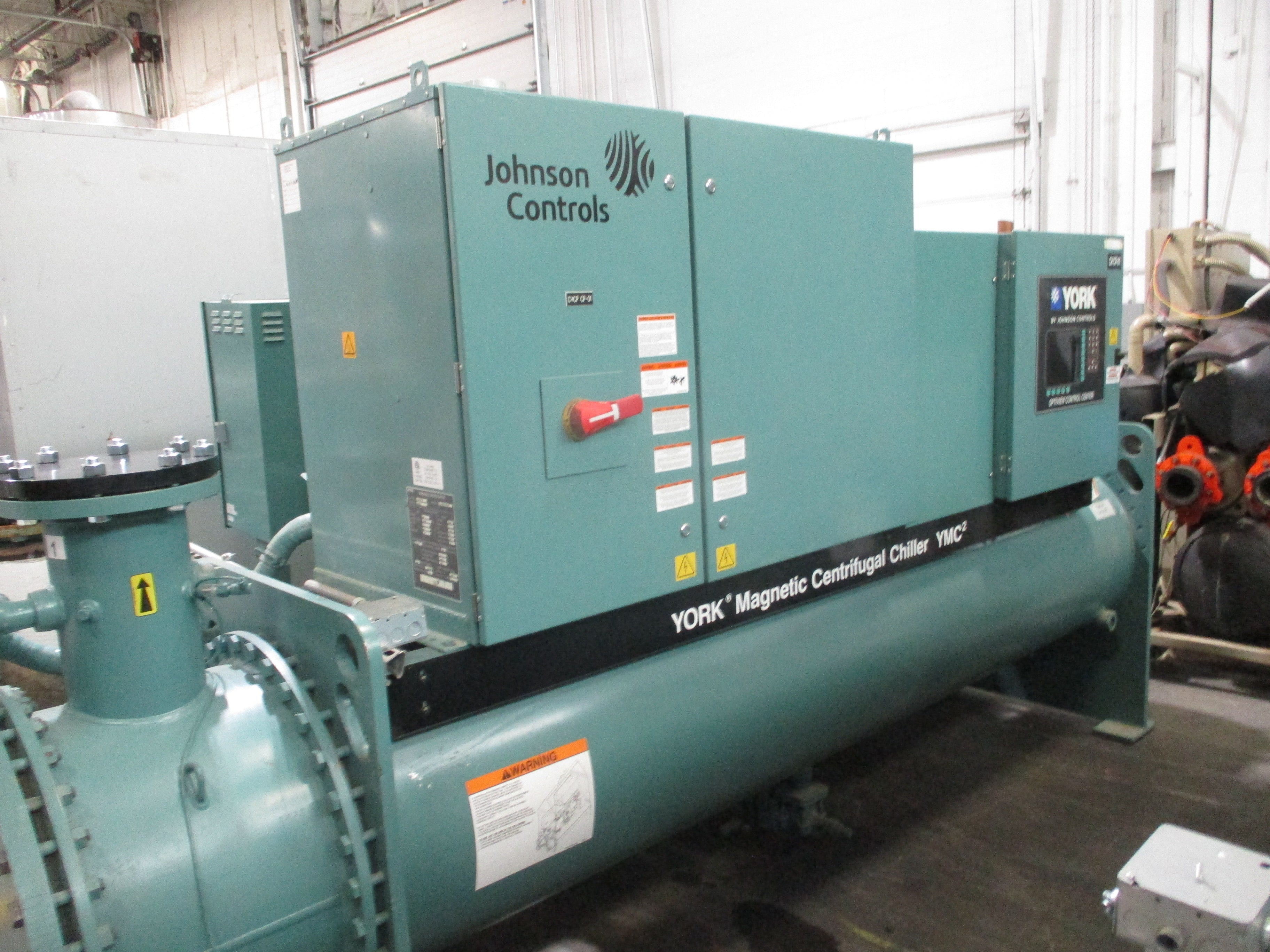 York YMC2 Water Cooled Chiller YMC2-S0879AA 250 ton 460V 3Ph R-134A 17,433 Opera