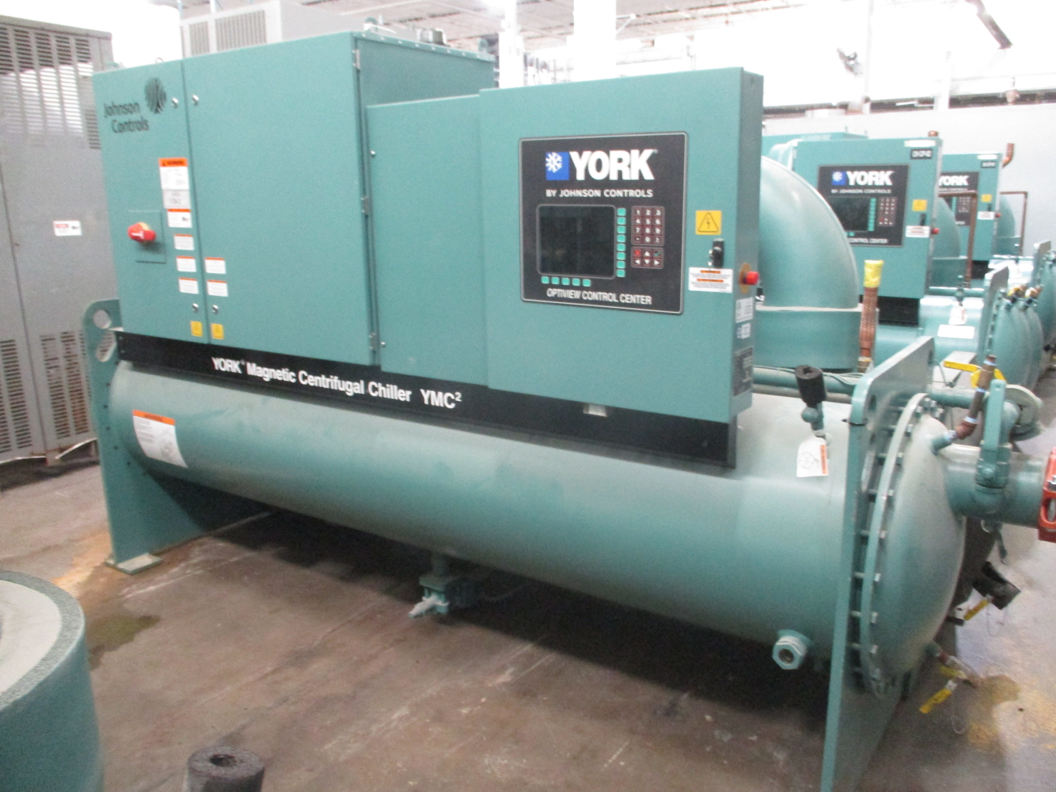 York YMC2 Water Cooled Chiller YMC2-S0967AAS 275 Ton 460V 3Ph 9,924 Operating Ho