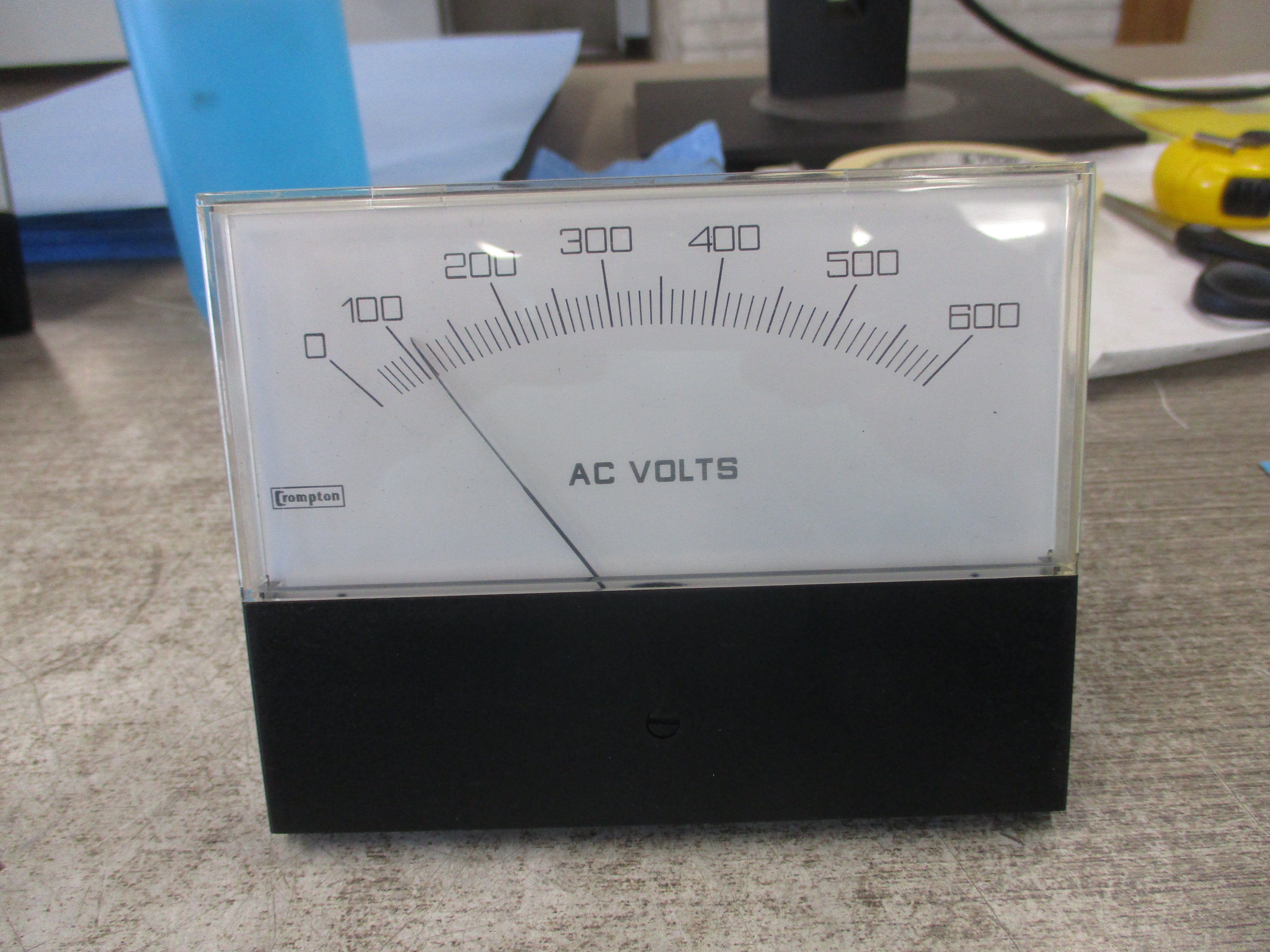 Crompton AC Voltmeter 36402VASJSJC7 Range: 0-600V *Missing (1) Mounting Screw* Used