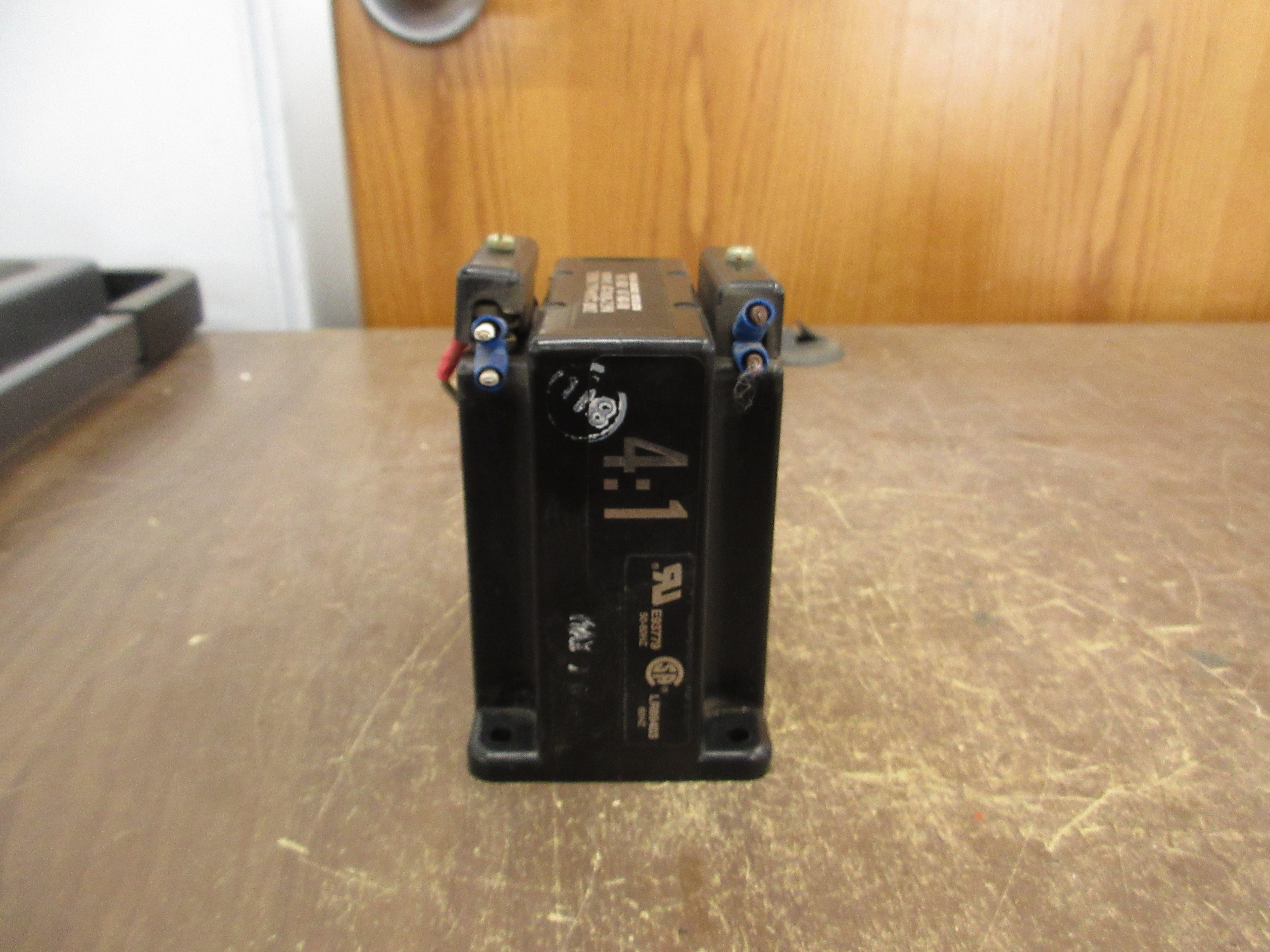 Instrument Transformers Potential Transformer 468-480 Pri: 480V Ratio 4:1 60Hz