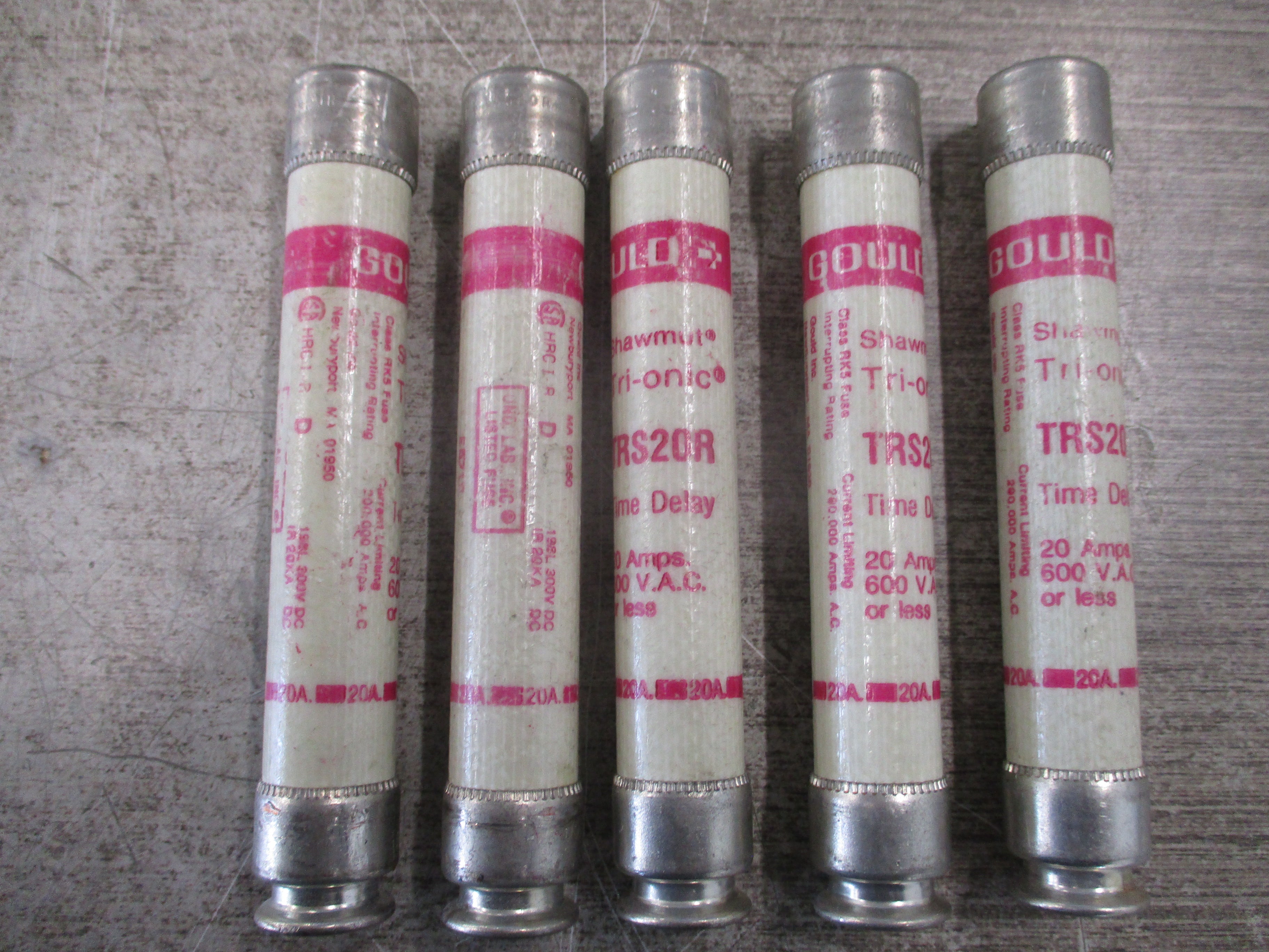 Gould Shawmut Tri-Onic Fuse TRS20R 20A 600V *Lot of 5* Used