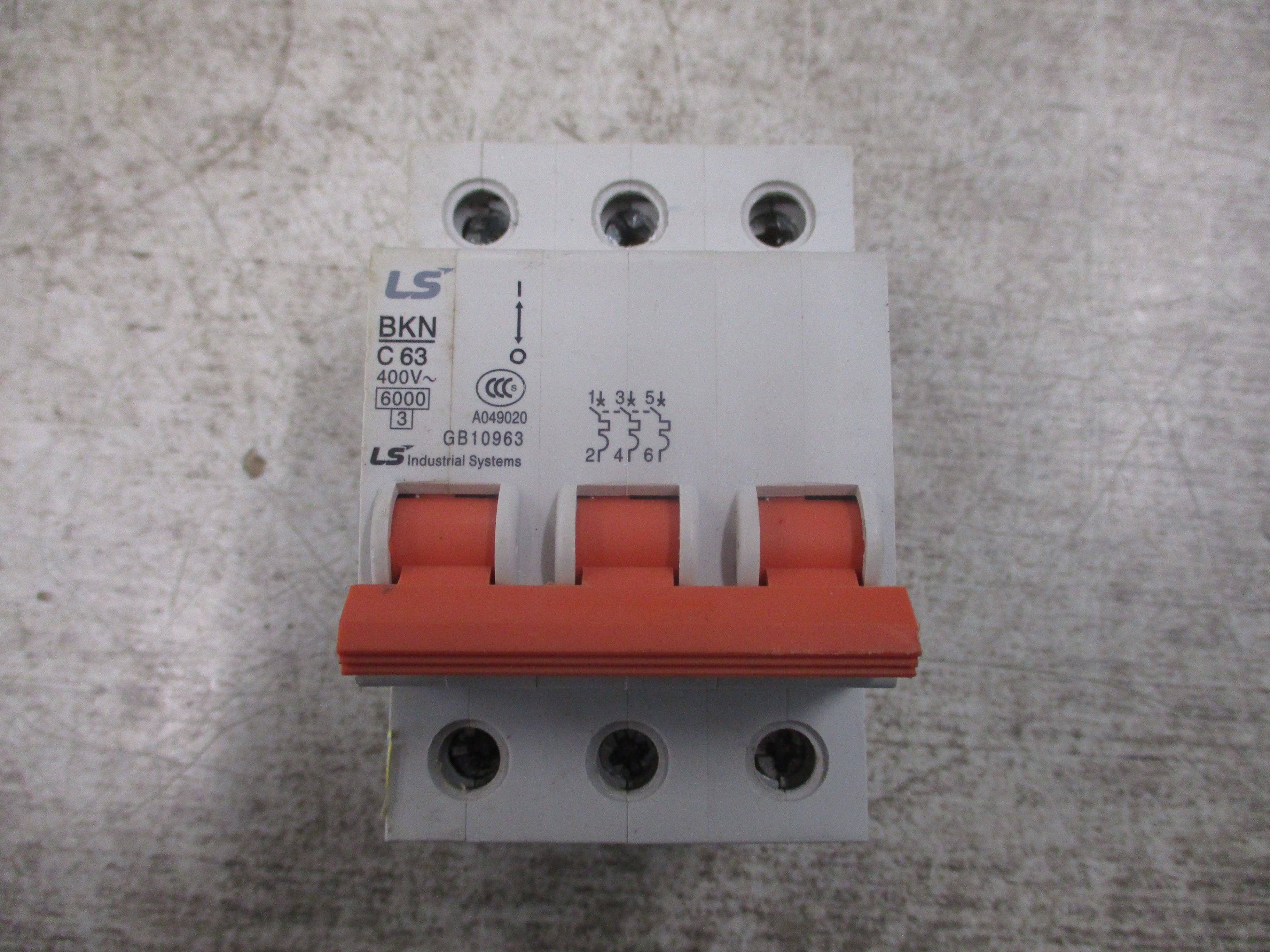LS Industrial Systems Circuit Breaker BKN C 63 400V 63A 3P Used