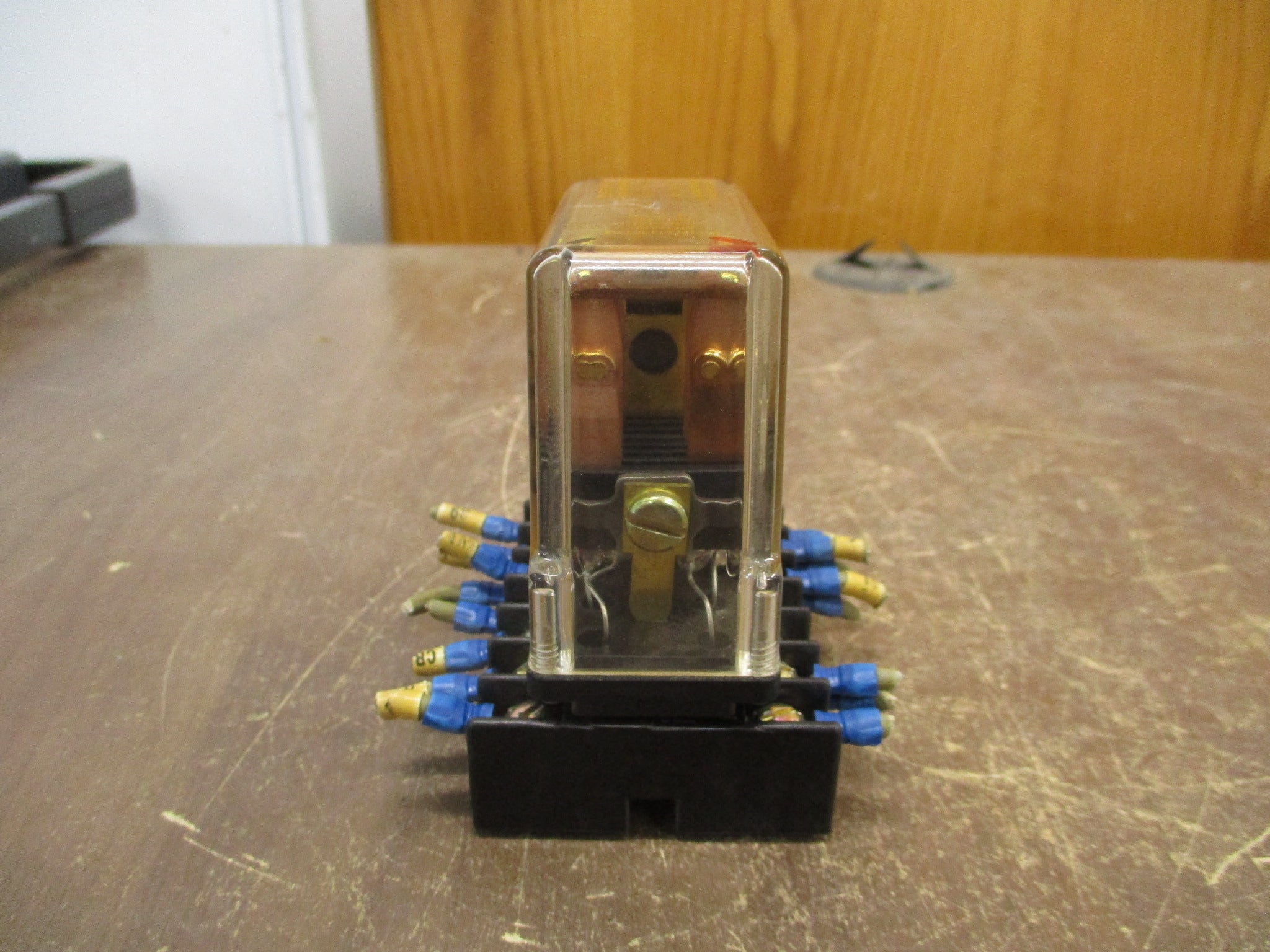 Struthers Dunn Relay 219DXB-P 24VDC Coil w/ Base Used