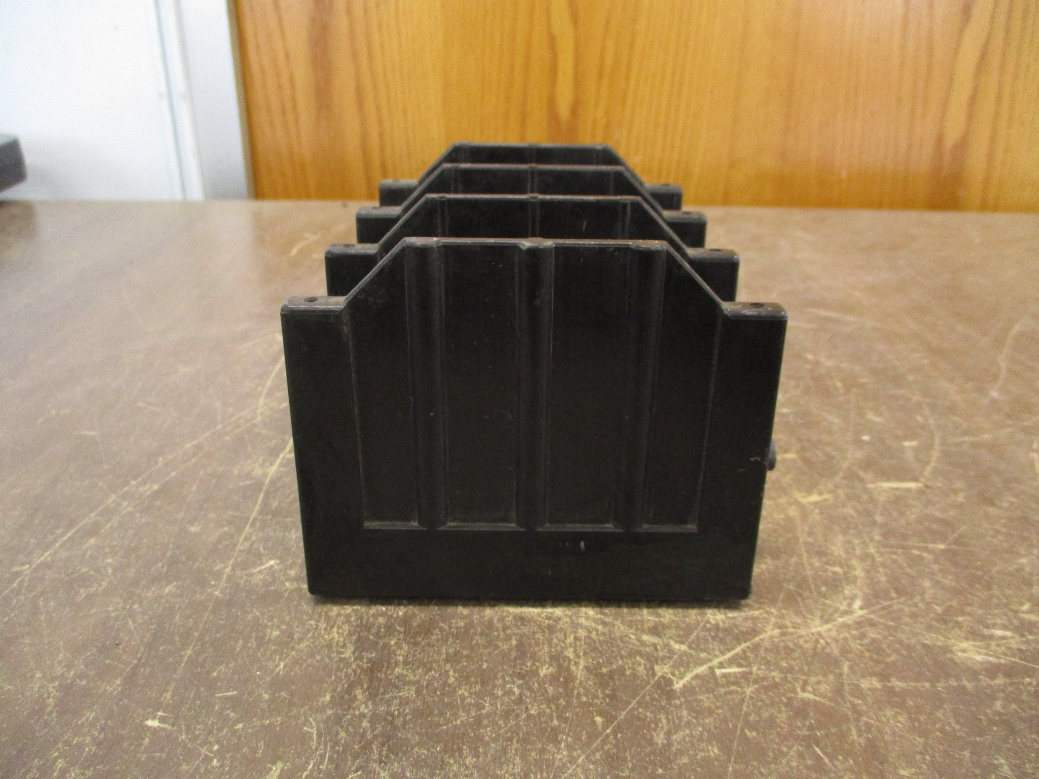 Buss Power Distribution Block 16325-3 350A 600V 3P Used