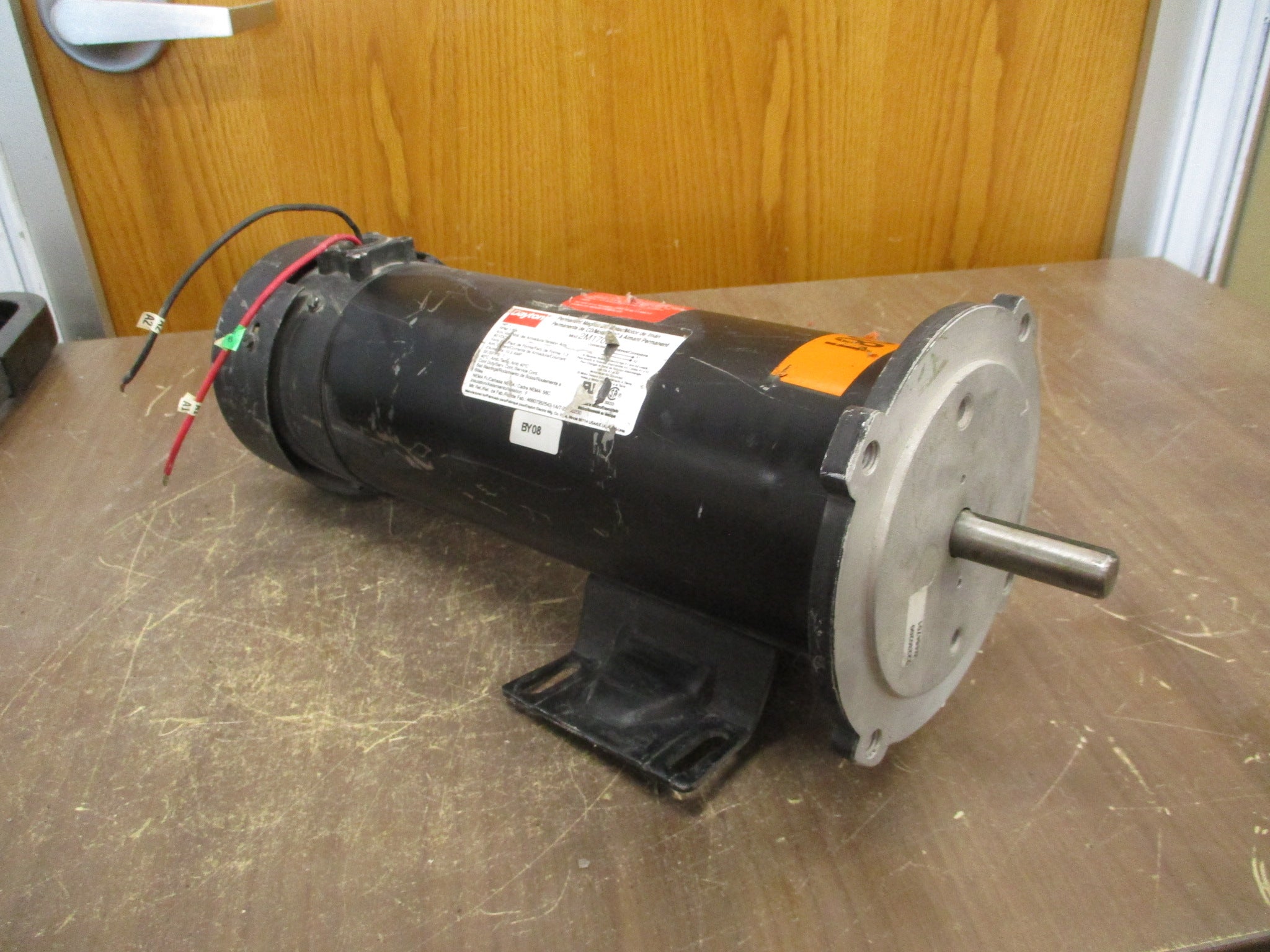 Dayton DC Motor 2M170D 1HP 1725RPM 90VDC 10.9A Used