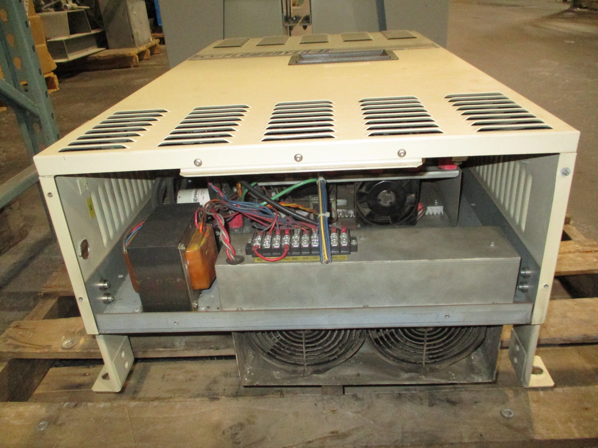 Toshiba Q-Flowsaver II AC Drive FLOWQ2U4800 100HP 3Ph Used