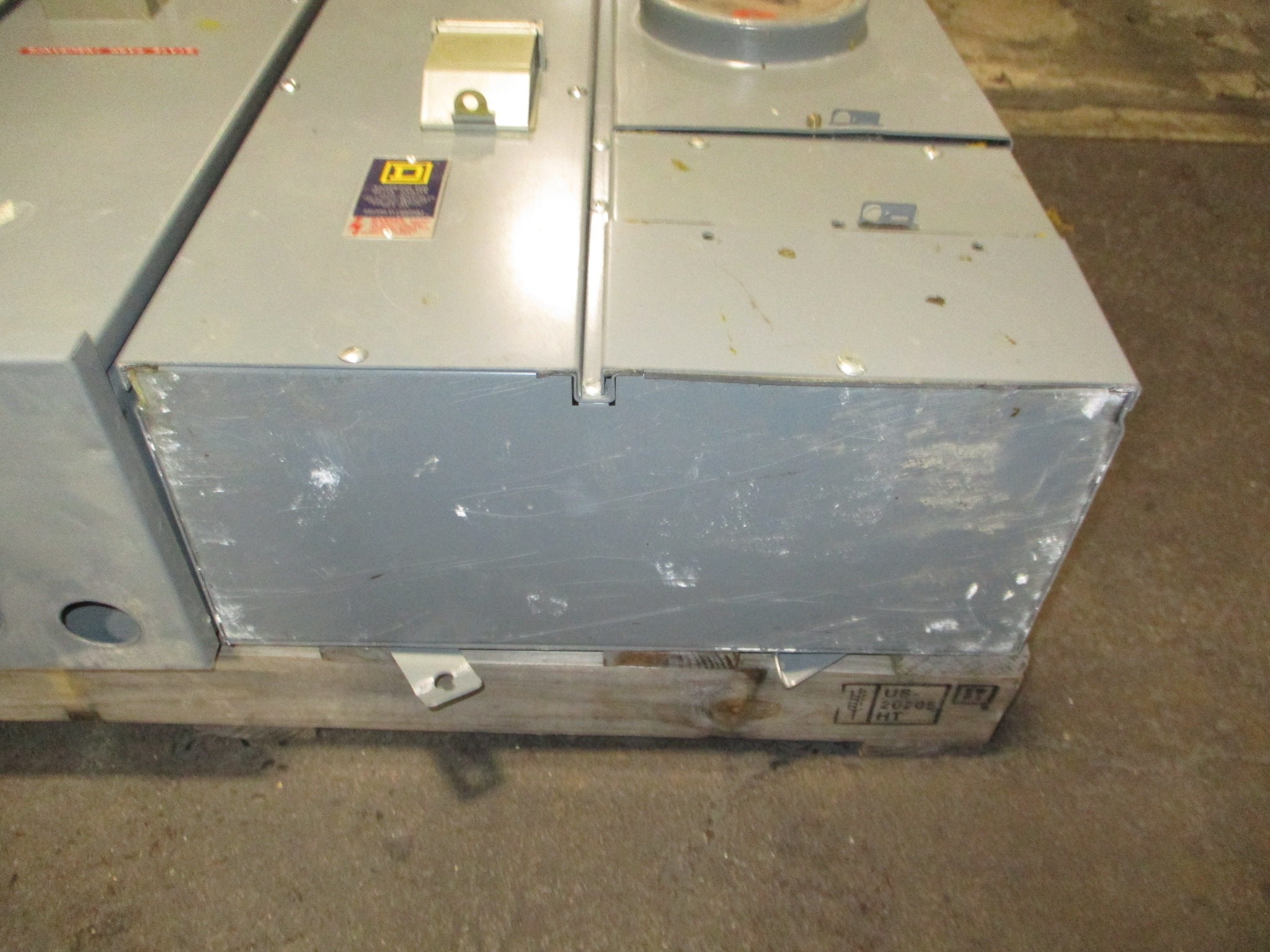 Square D EZ Meter-Pak Meter Stack EZM 742-200R Ser. 2 1200A 2-Position Used