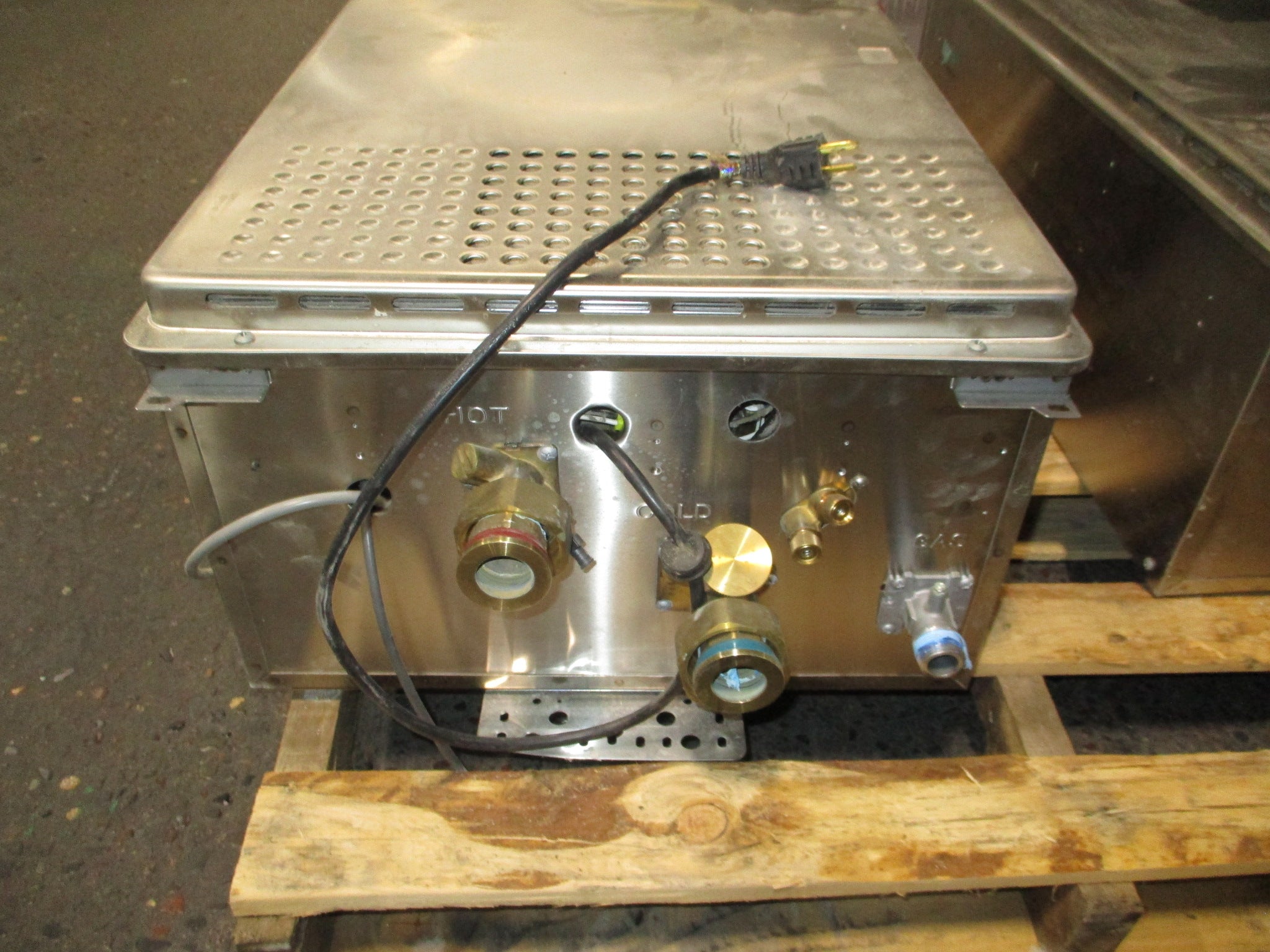 Noritz Commercial Tankless Water Heater NC380-SV-ASME 376 Gal/H Natural Gas Used