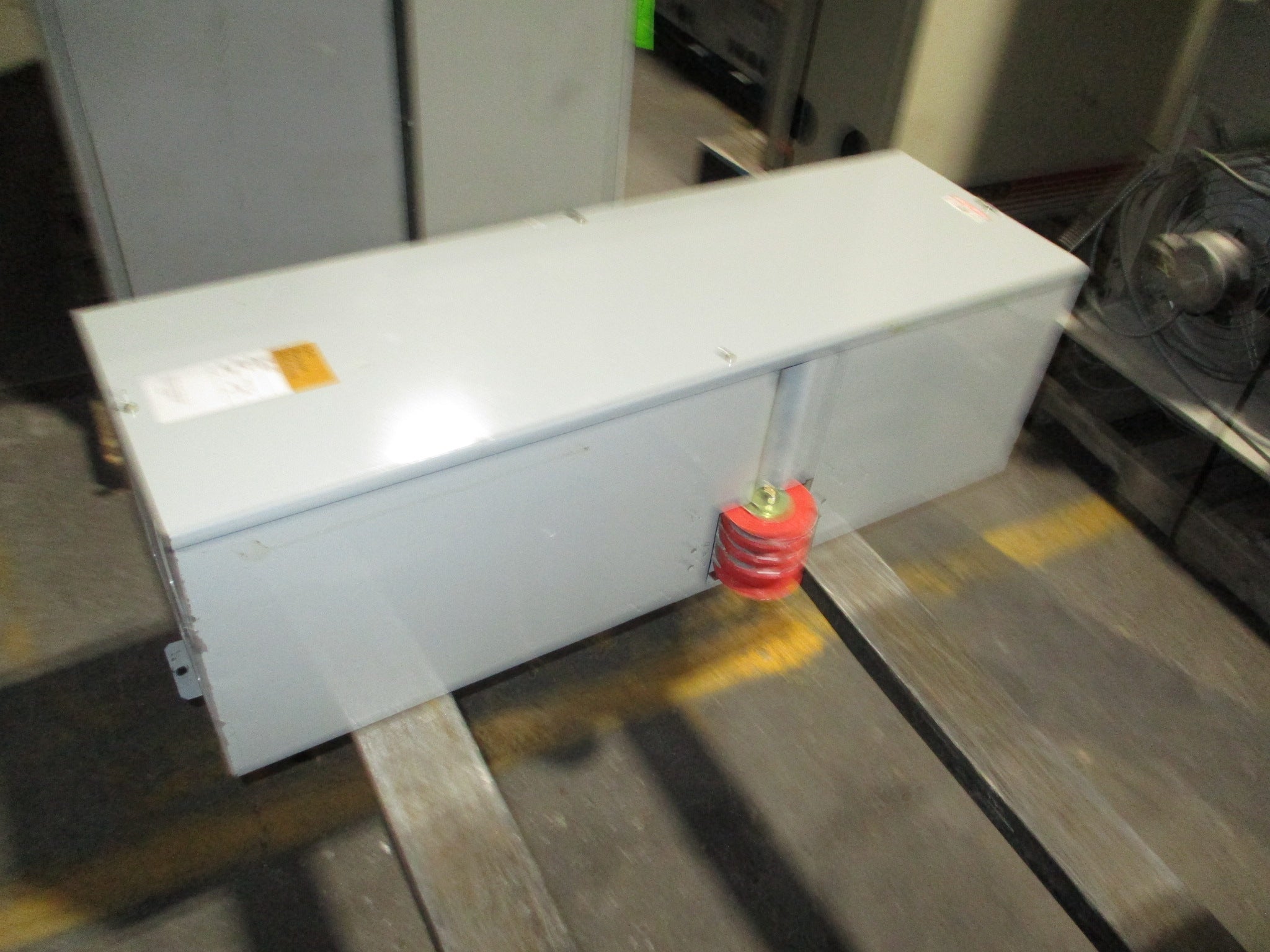 ITE Modular Meter Center W2MM4AB/W2MM3/MTB4 800A 208Y/120V 3Ph 4W 7-Position