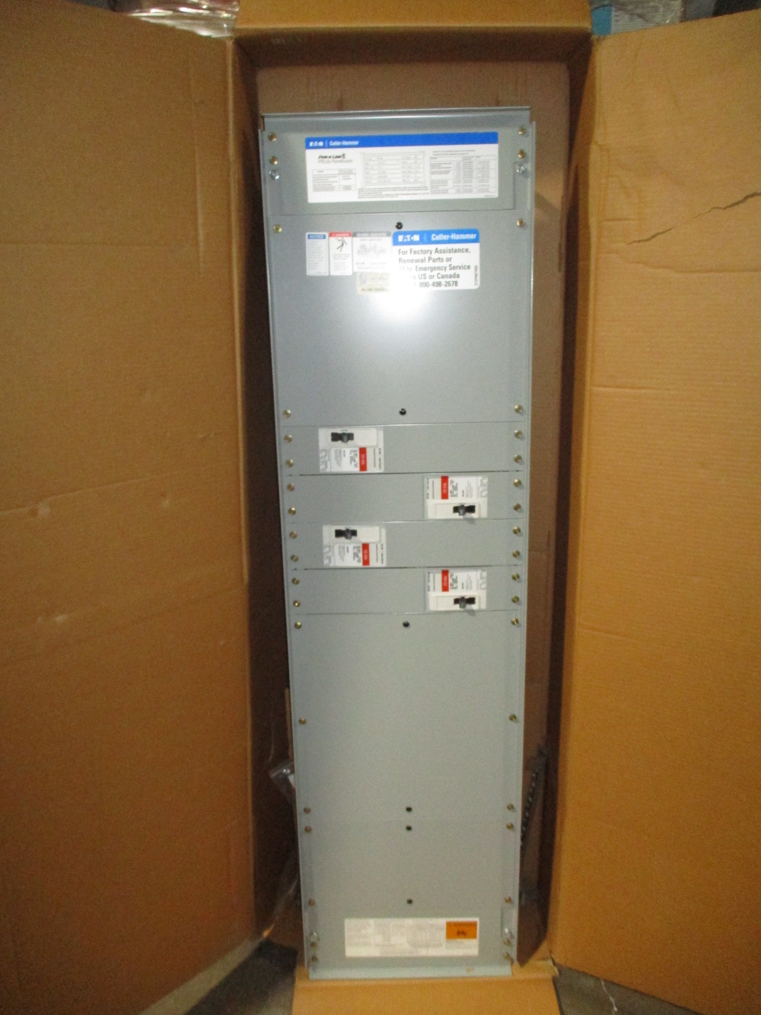 Eaton Pow-r-Line C Panelboard Interior PRL3A 125VDC 600A (4) ED2225 Breakers